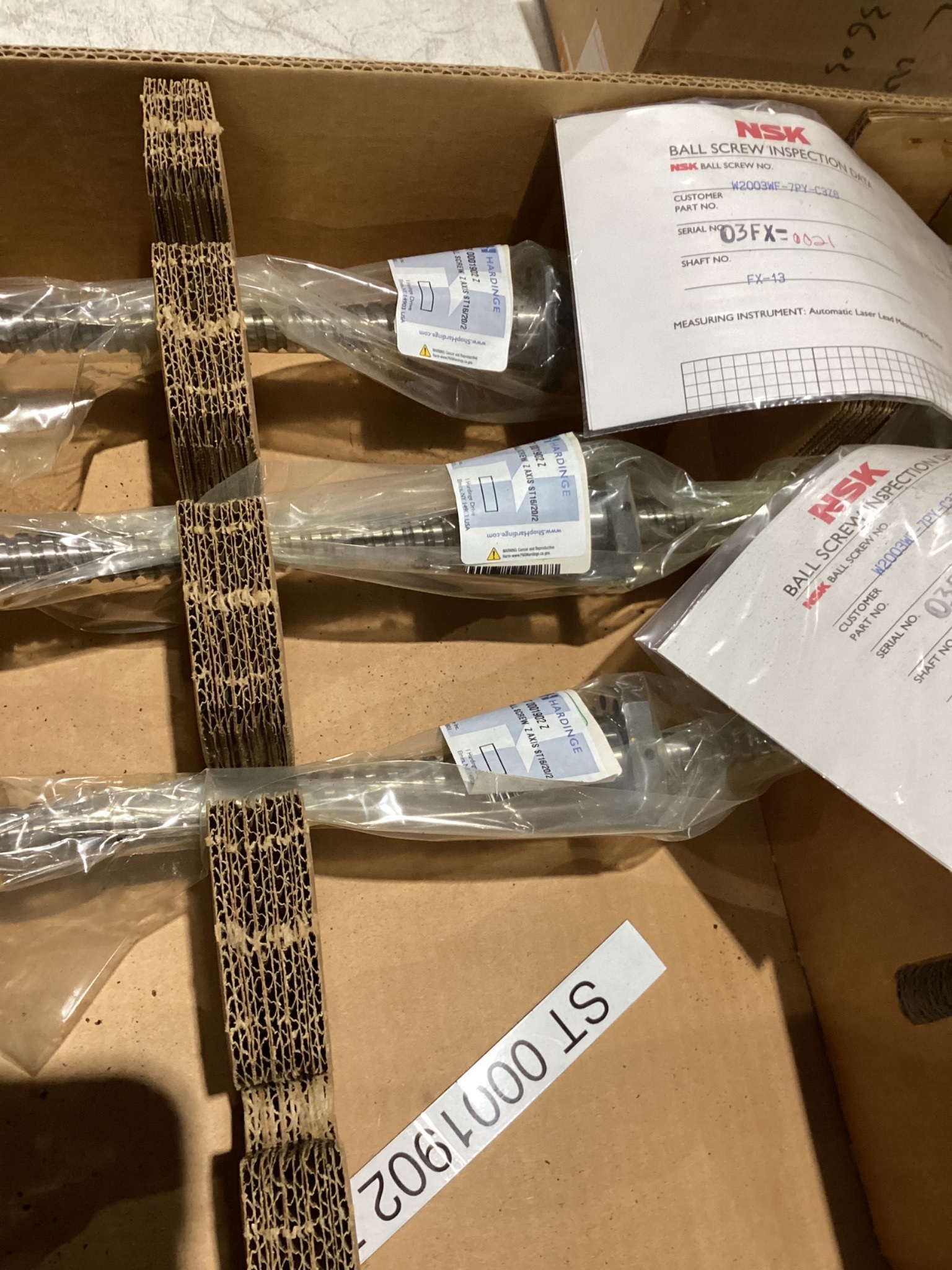 NSK BALL SCREWS W2003WF-7PY-C3Z8 NEW 2
