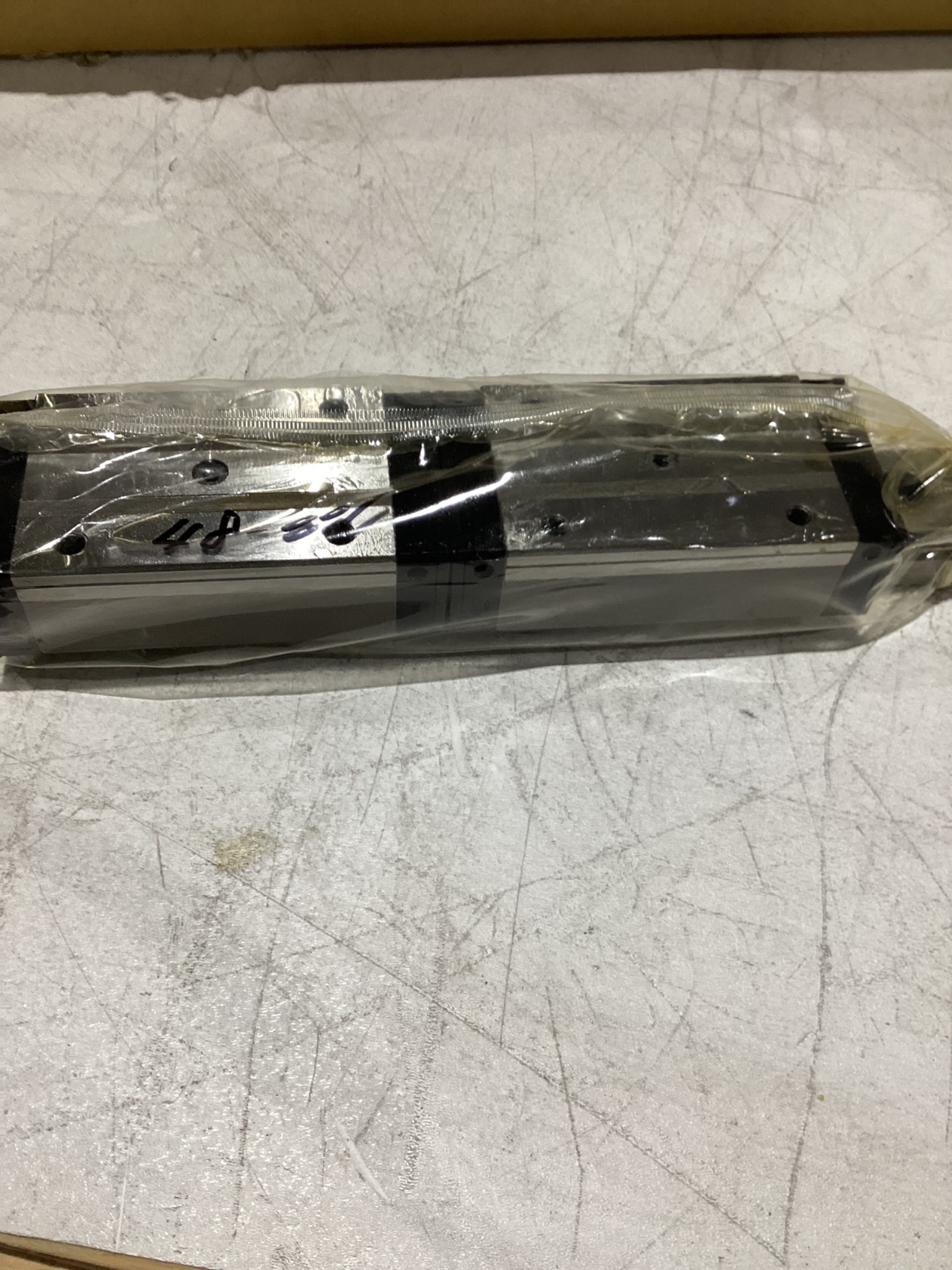NSK LINEAR GUIDE LY350595BLC2W04P44 NEW 1