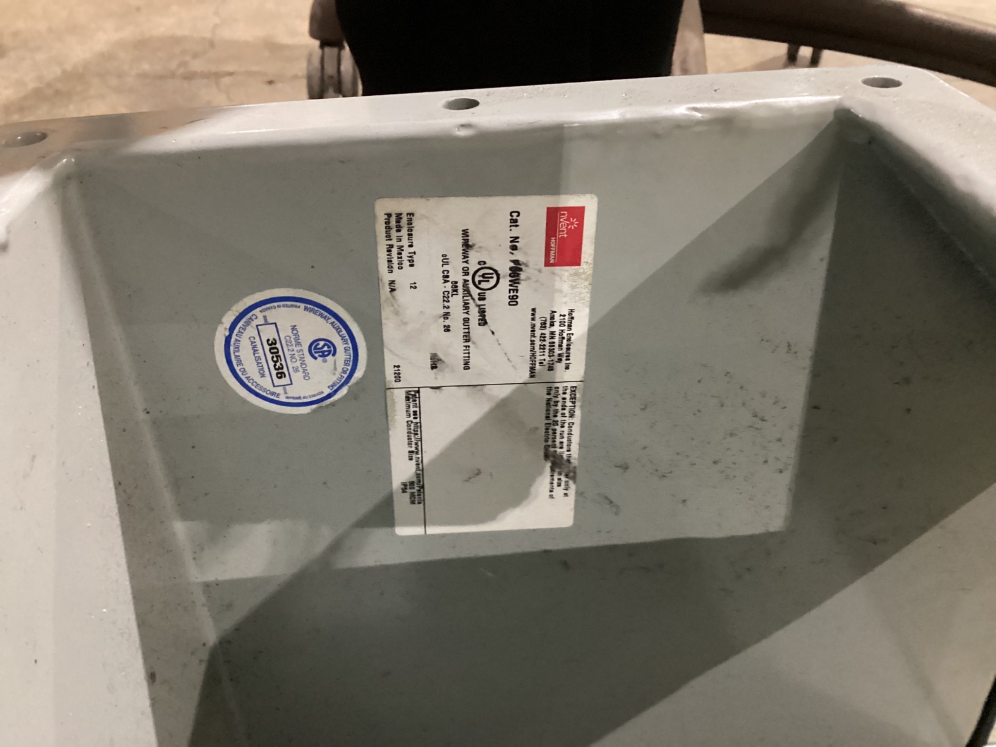 NVENT HOFFMAN F66WE90 WIREWAY 90 DEGREE ELBOW STEEL USED 3