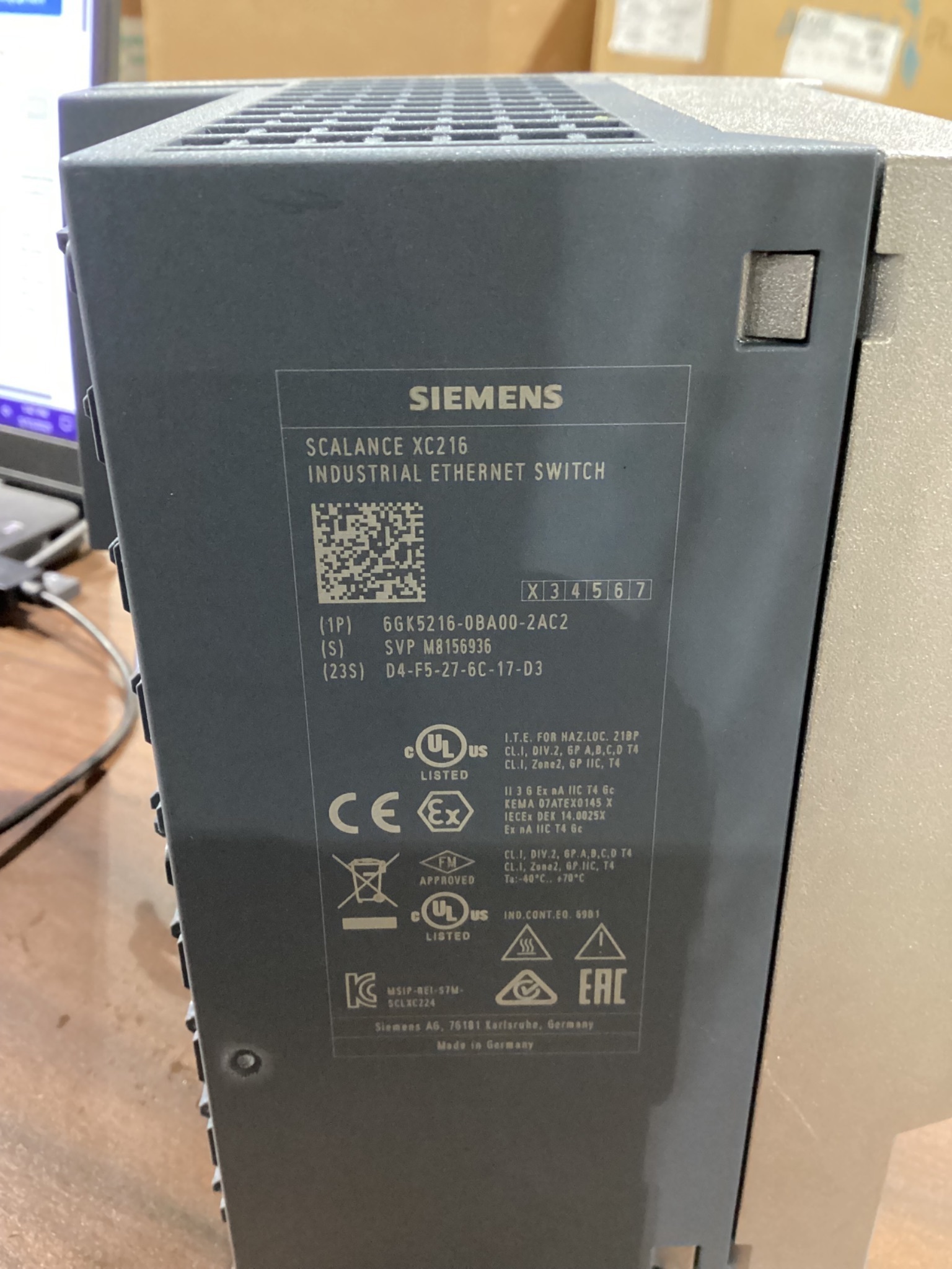 SIEMENS 6GK5216-0BA00-2AC2 SCALANCE XC216 Ethernet Router USED 4