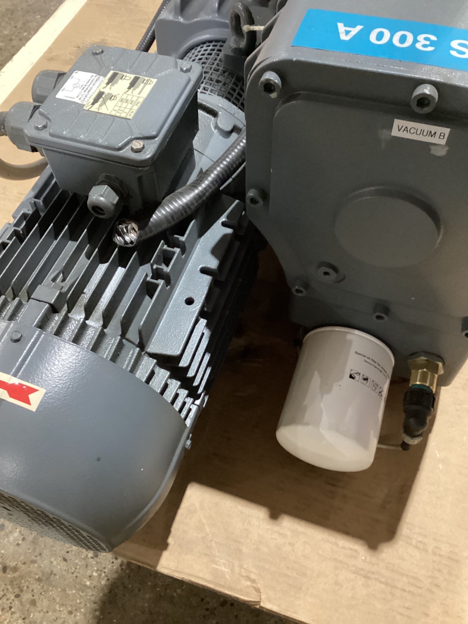 ATLAS COPCO GVS300A-3002615031 VACUUM PUMP WITH MOTOR USED, 2021 6