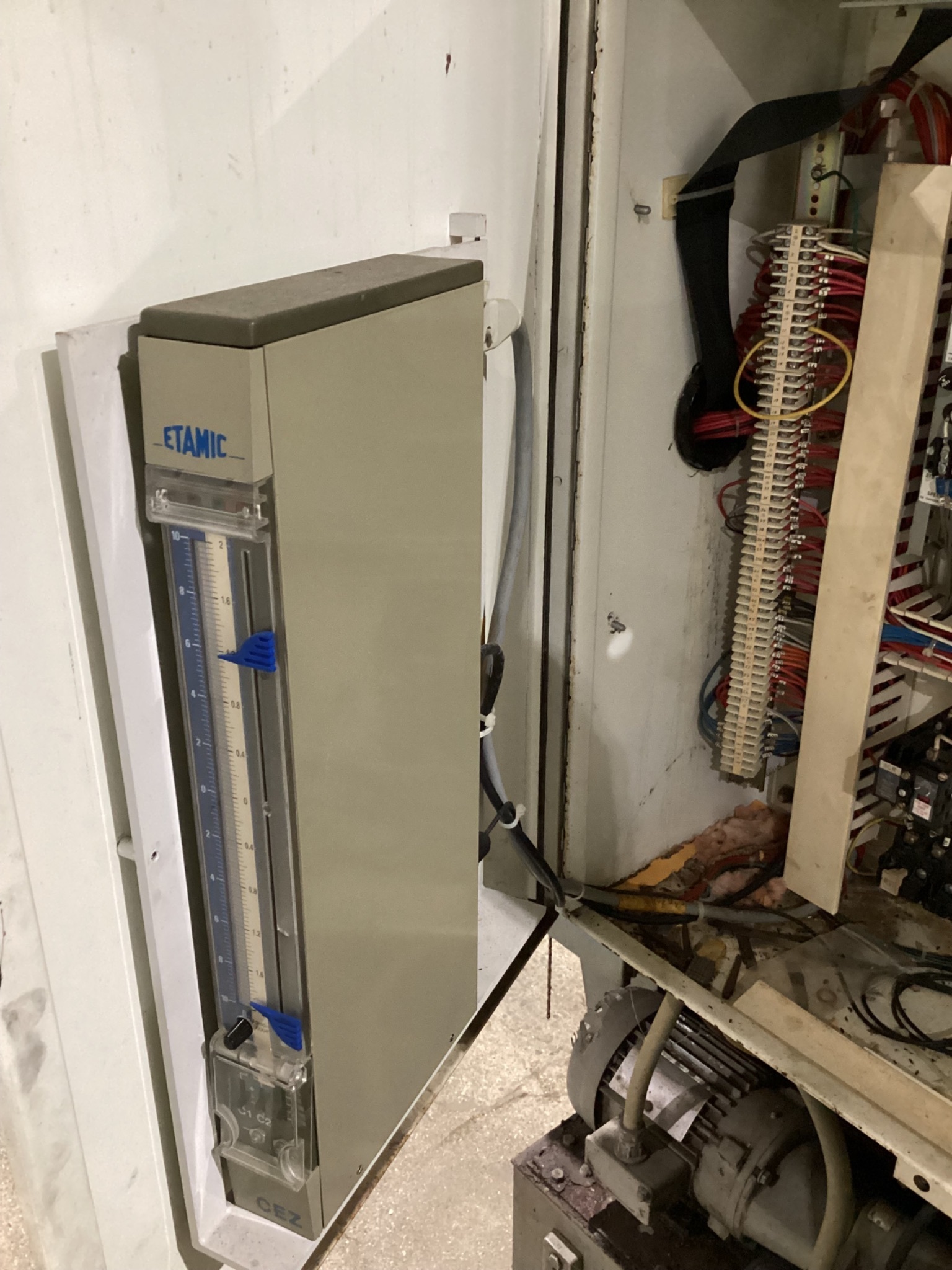 SPEEDFAM THRU-FEED GRINDER USED 20