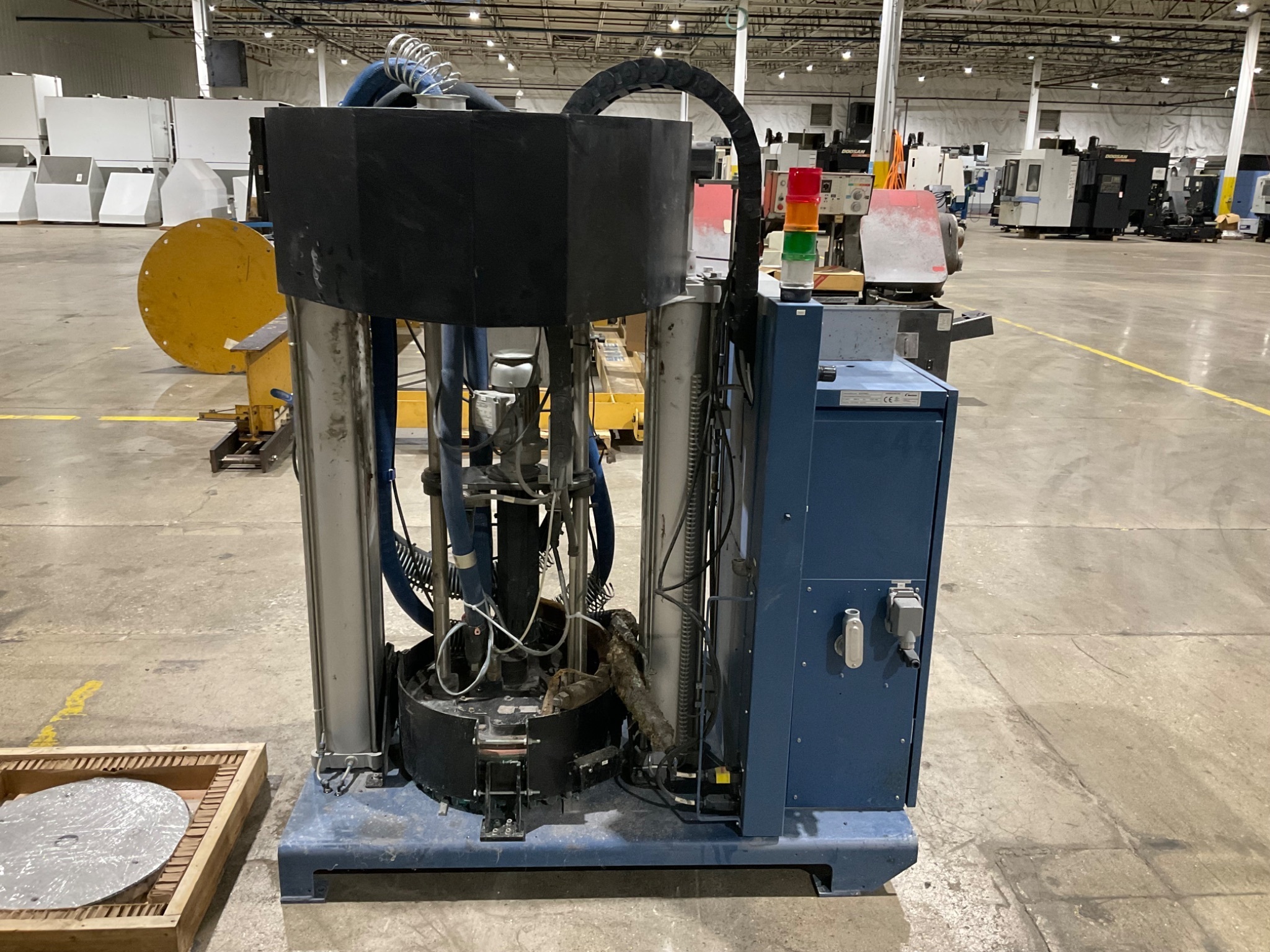 NORDSON 8247661 ADHESIVE MELTER 4