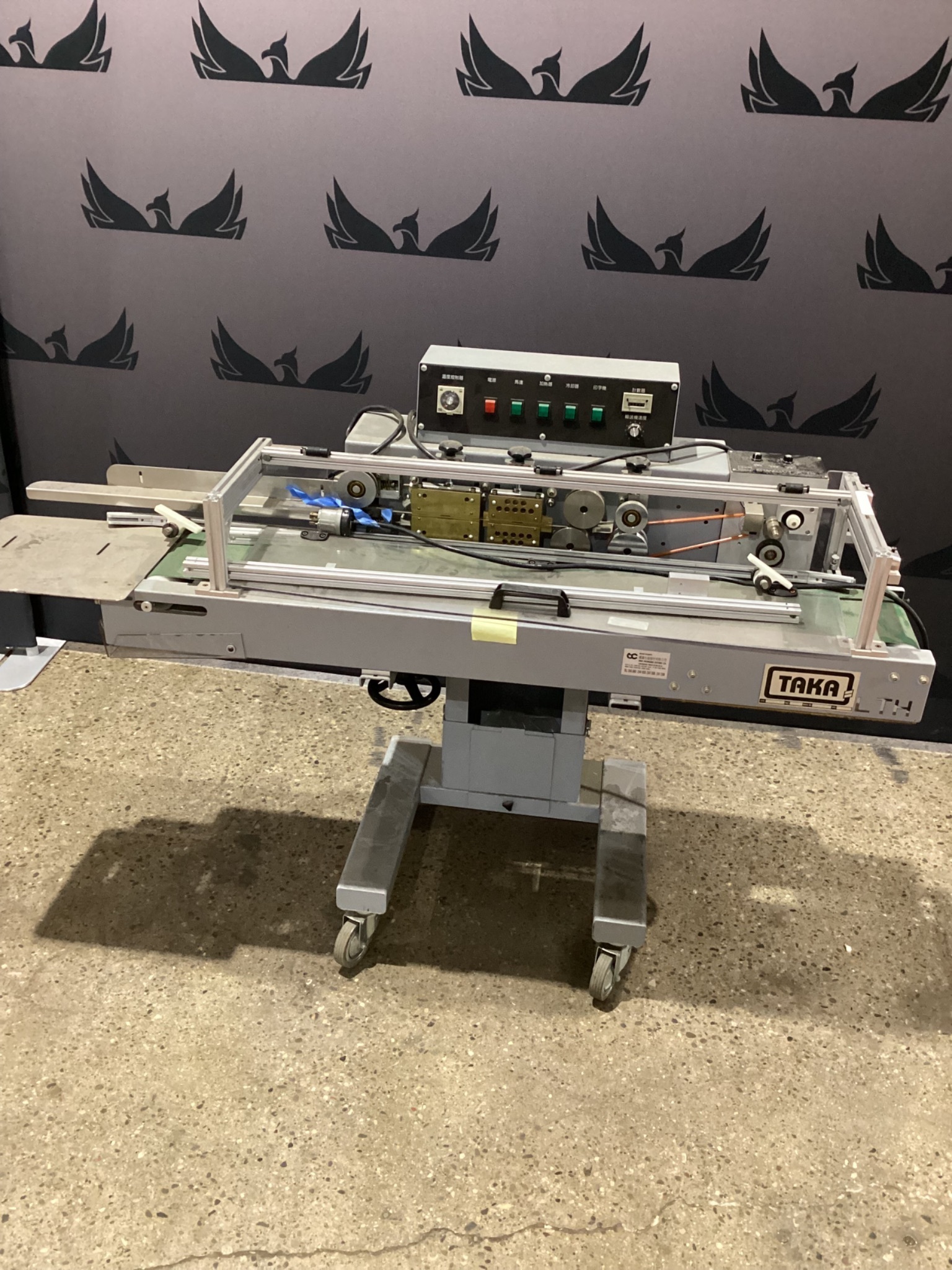TAKA AS-01P PLASTIC BAG SEALERS USED 0