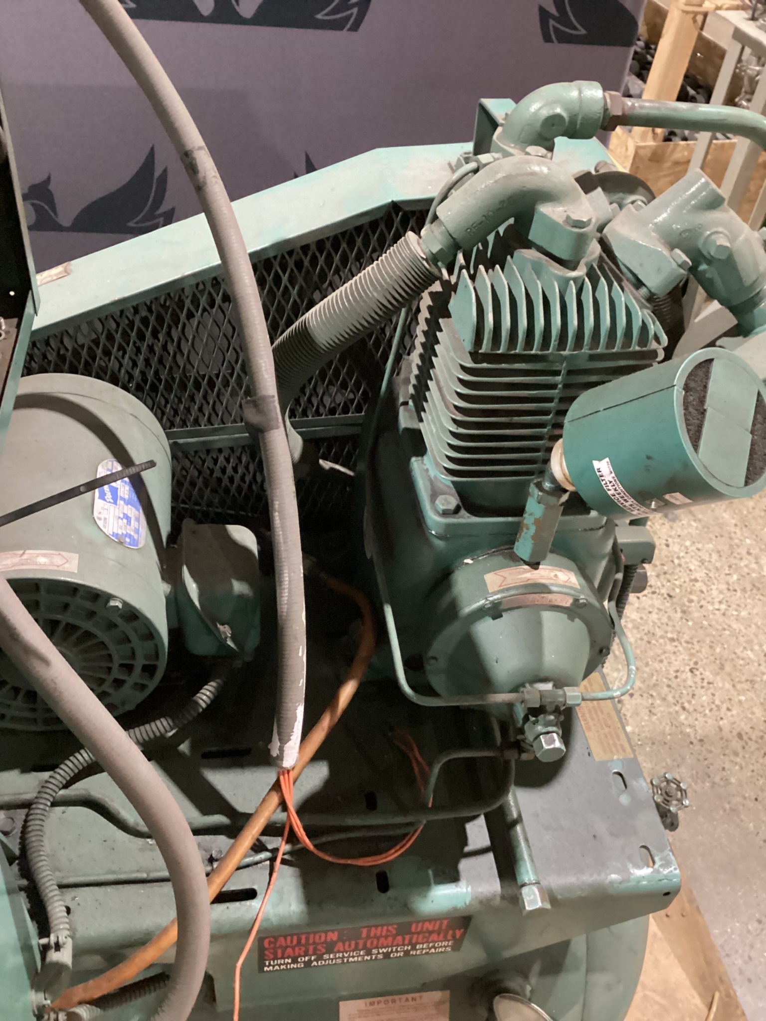 CHAMPION 8010 AIR COMPRESSOR USED 4