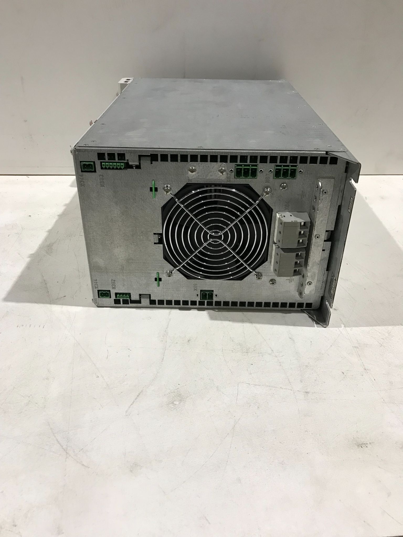 HEIDENHAIN UE241B DRIVES NEW NO BOX 2