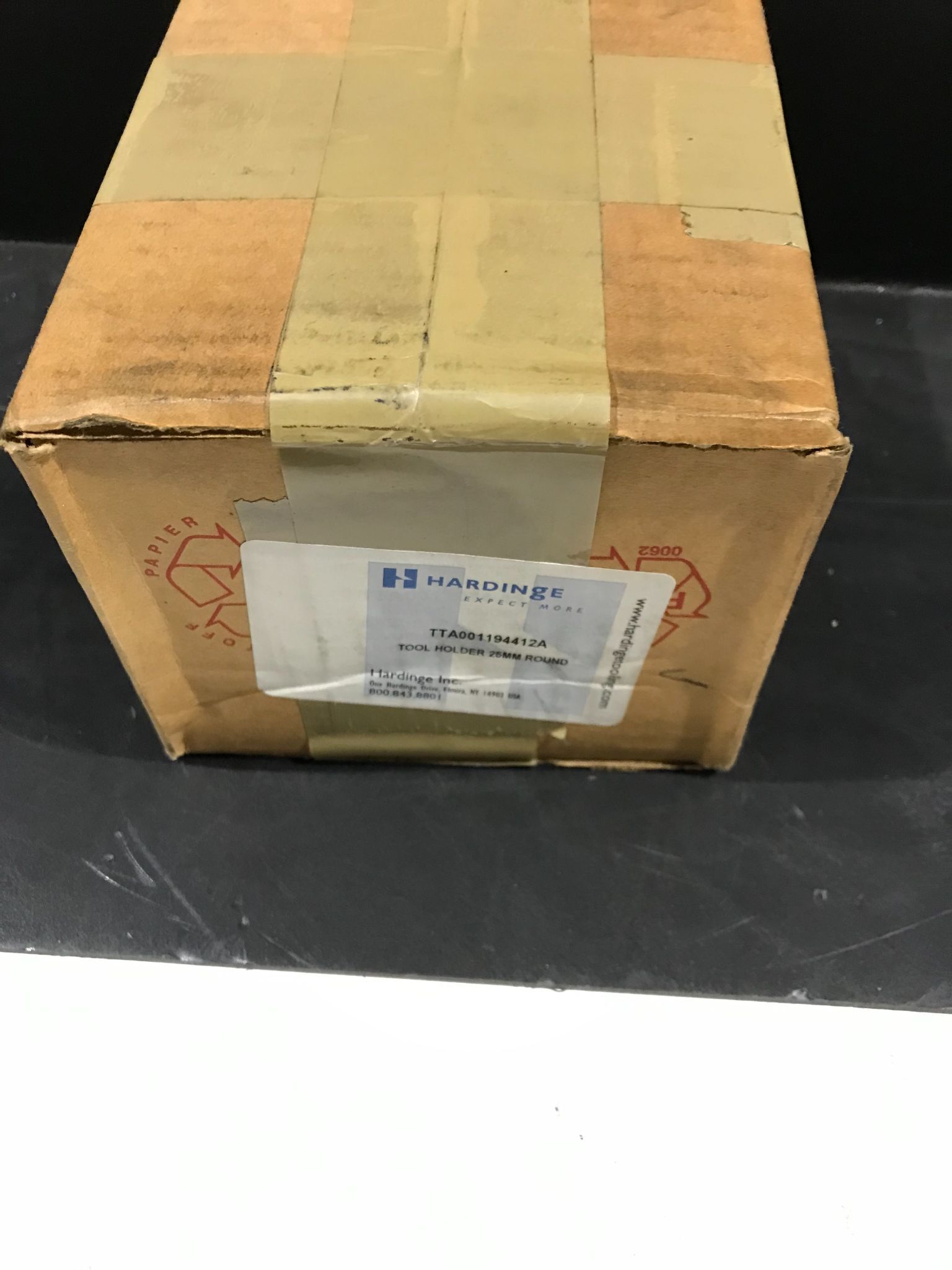 HARDINGE TTA001194412A TOOL HOLDER NEW IN BOX 1
