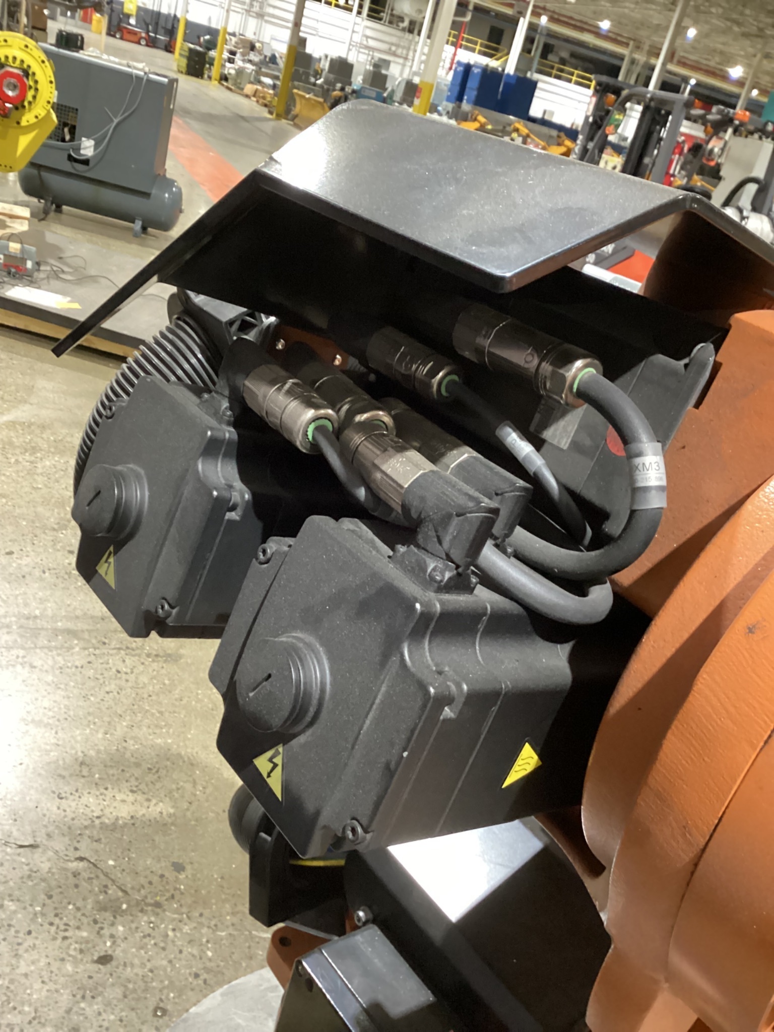 KUKA KR 120 R1800 nano Robot w/ KR C4 NA Controls, Missing Cable Set USED 8