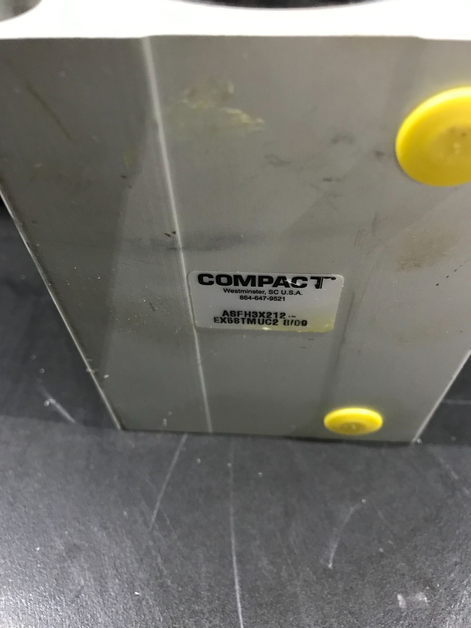 COMPACT ASFH3X212 DOUBLE ROD CYLINDER USED 2