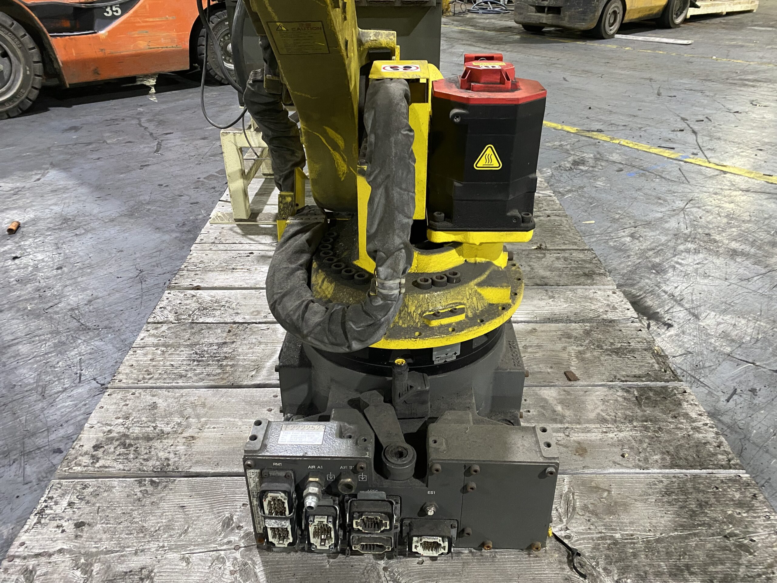 FANUC ROBOT R-1000iA/100F w/ R-30iB Controls USED 3