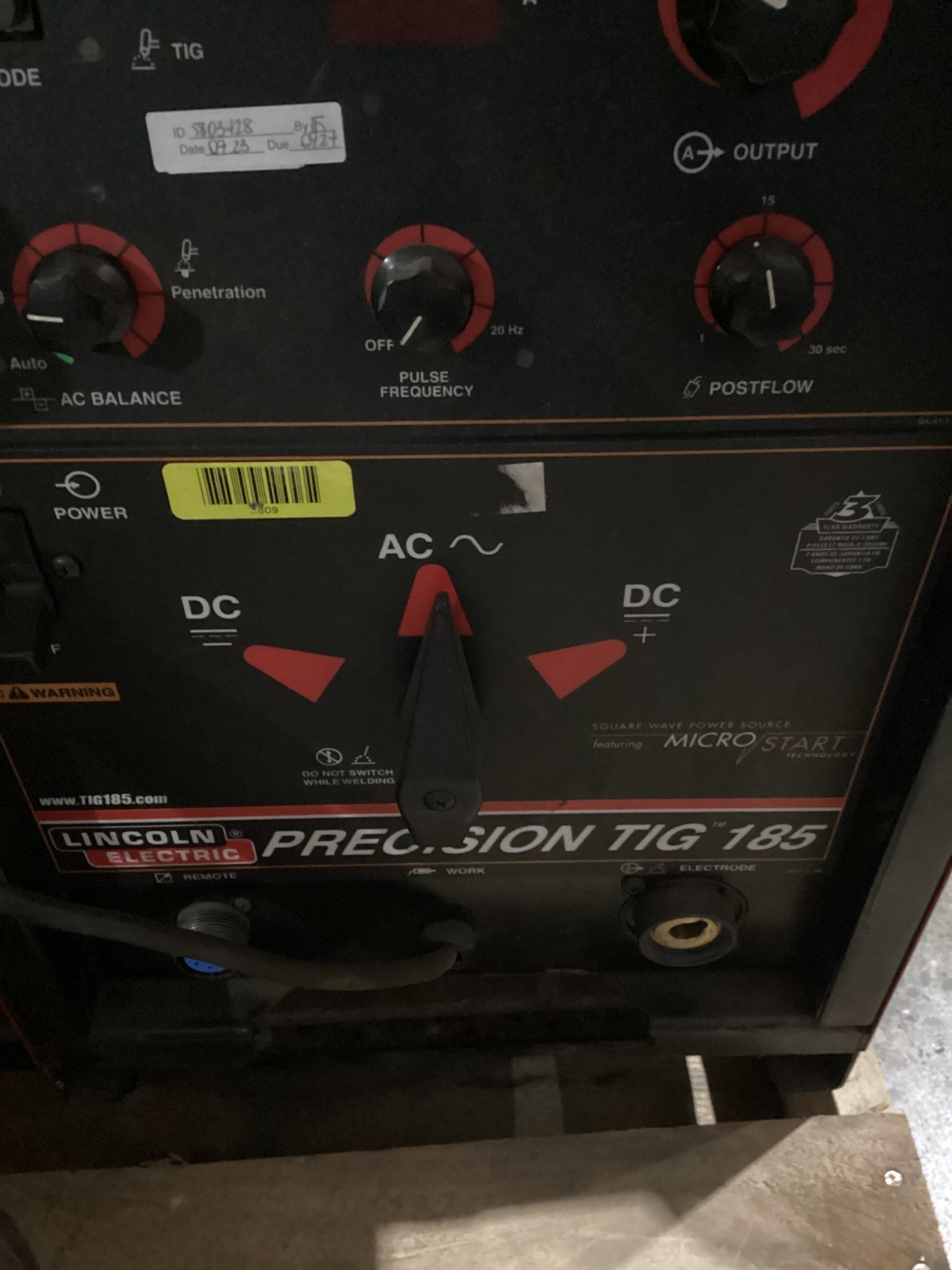 LINCOLN ELECTRIC PRECISION TIG 185 Welder USED 1