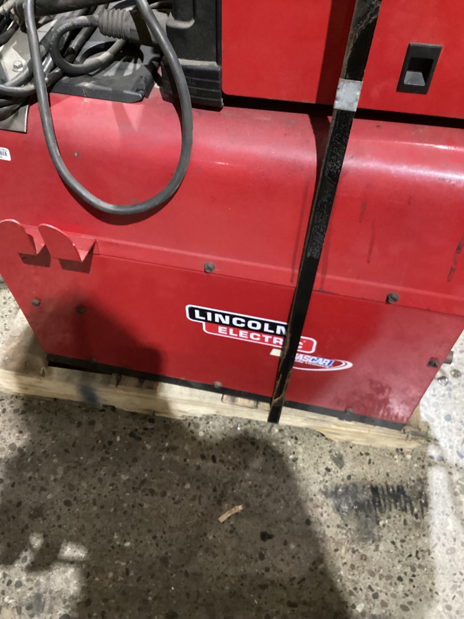 LINCOLN ELECTRIC PRECISION TIG 185 Welder USED 4