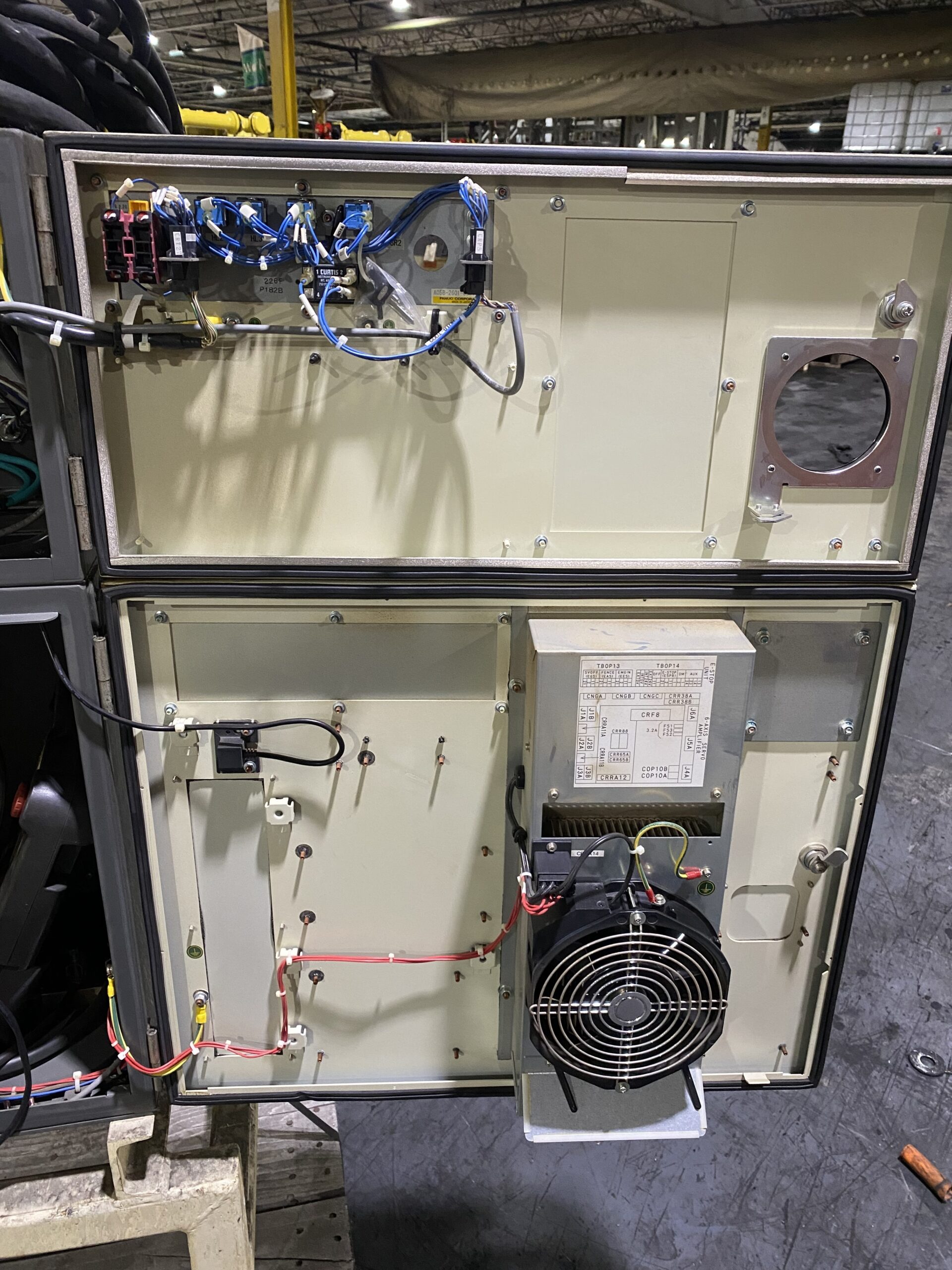FANUC ROBOT R-1000iA/100F w/ R-30iB Controls USED 6