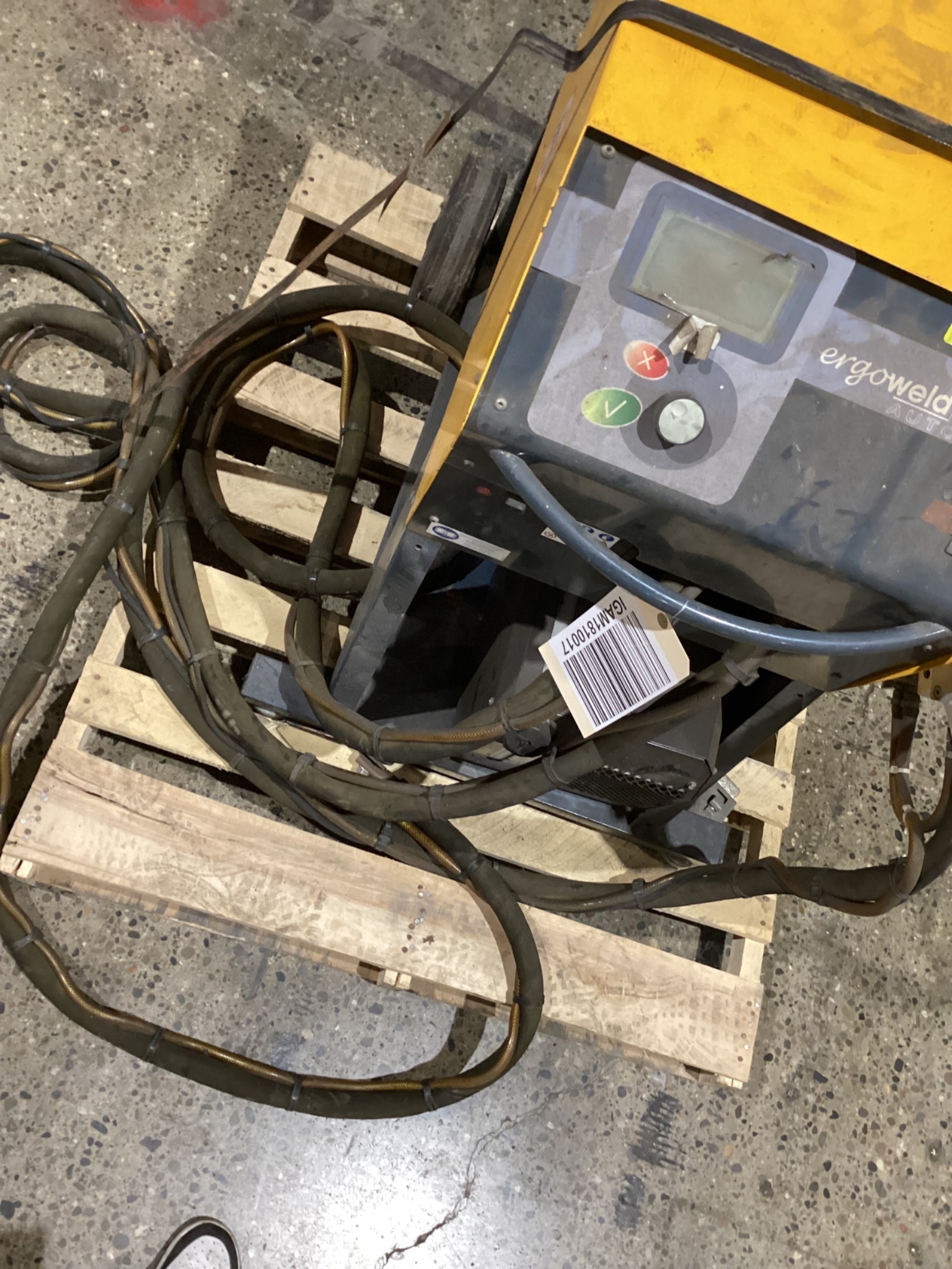 ARO ERGOWELD 14K V4 Mobile Spot Welder USED 10