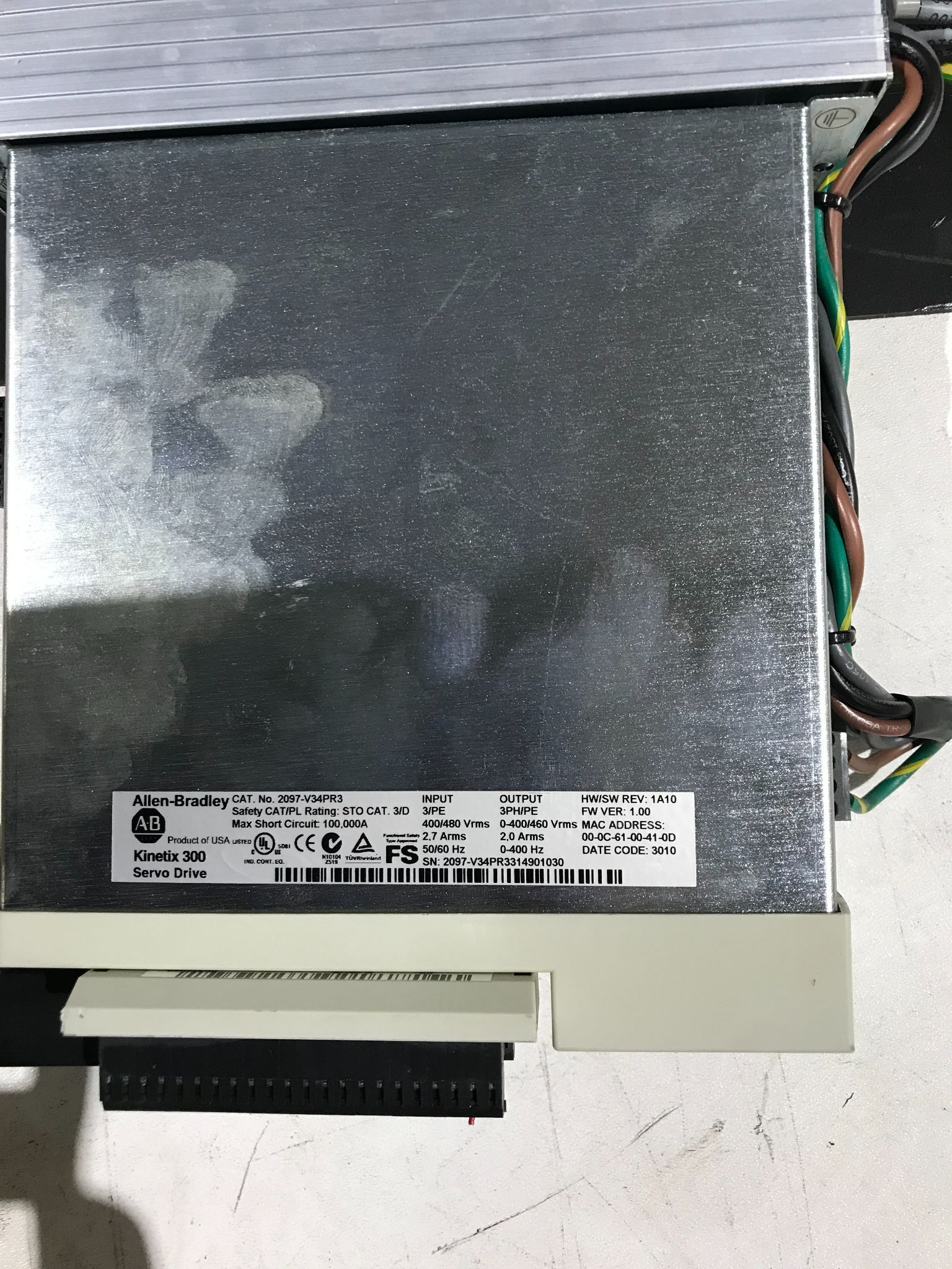 ALLEN-BRADLEY KINETIX 300 SERVO DRIVE NEW 2