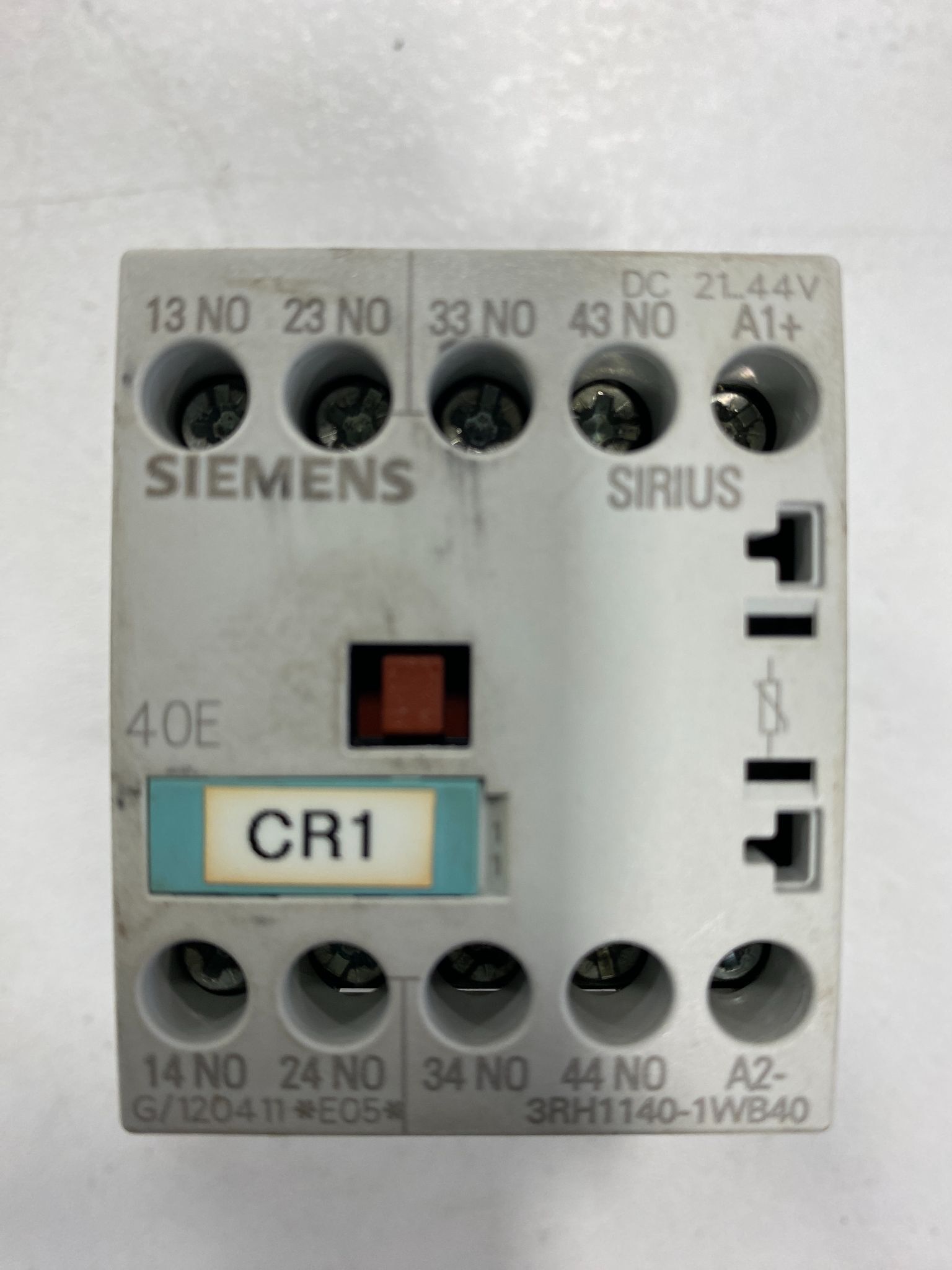 SIEMENS 3RH1140-1WB40 CONTACTORS USED 0