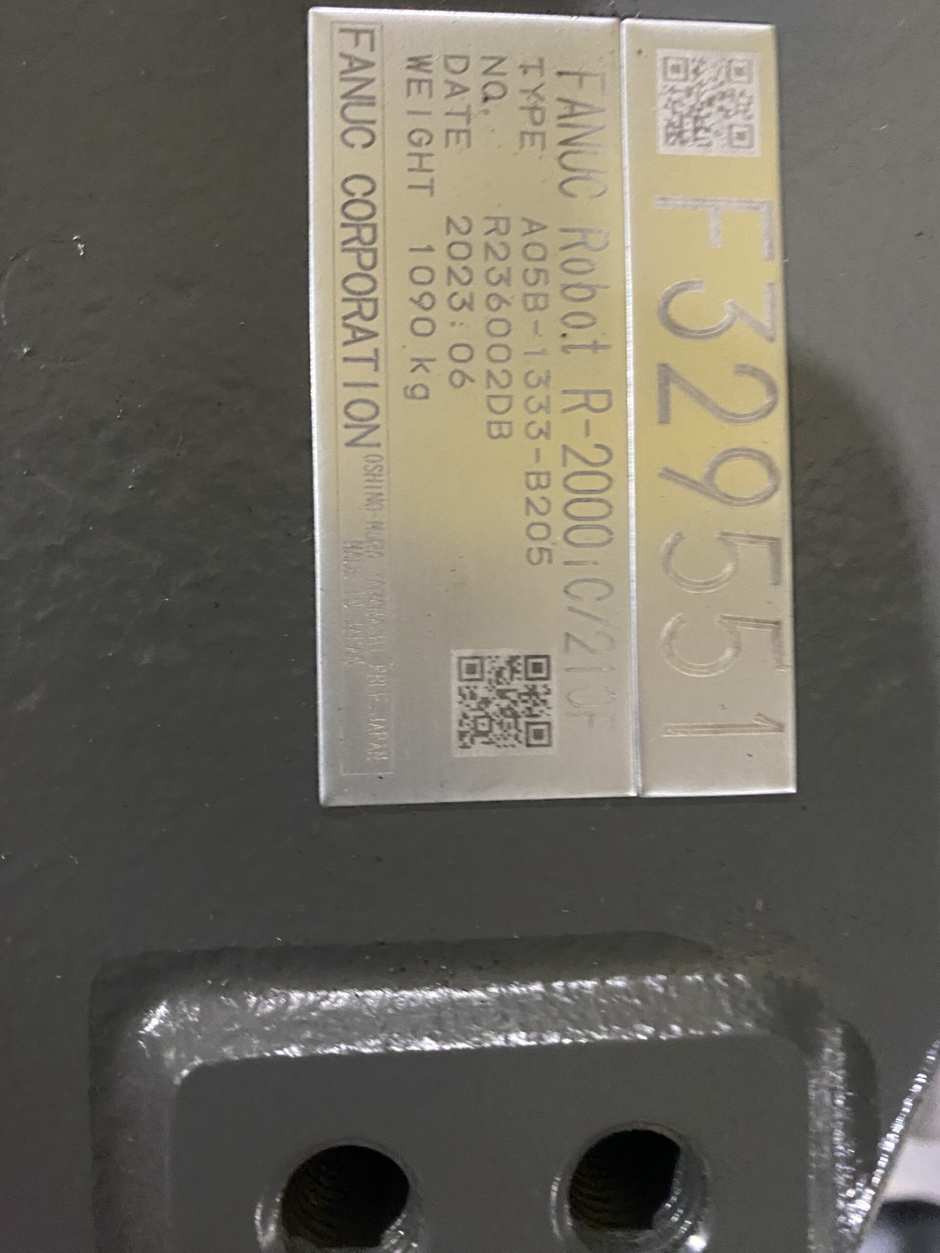 FANUC - R-2000iC/210F w/ R30iB PLUS Controls & Leoni Dress Pack NEW 5