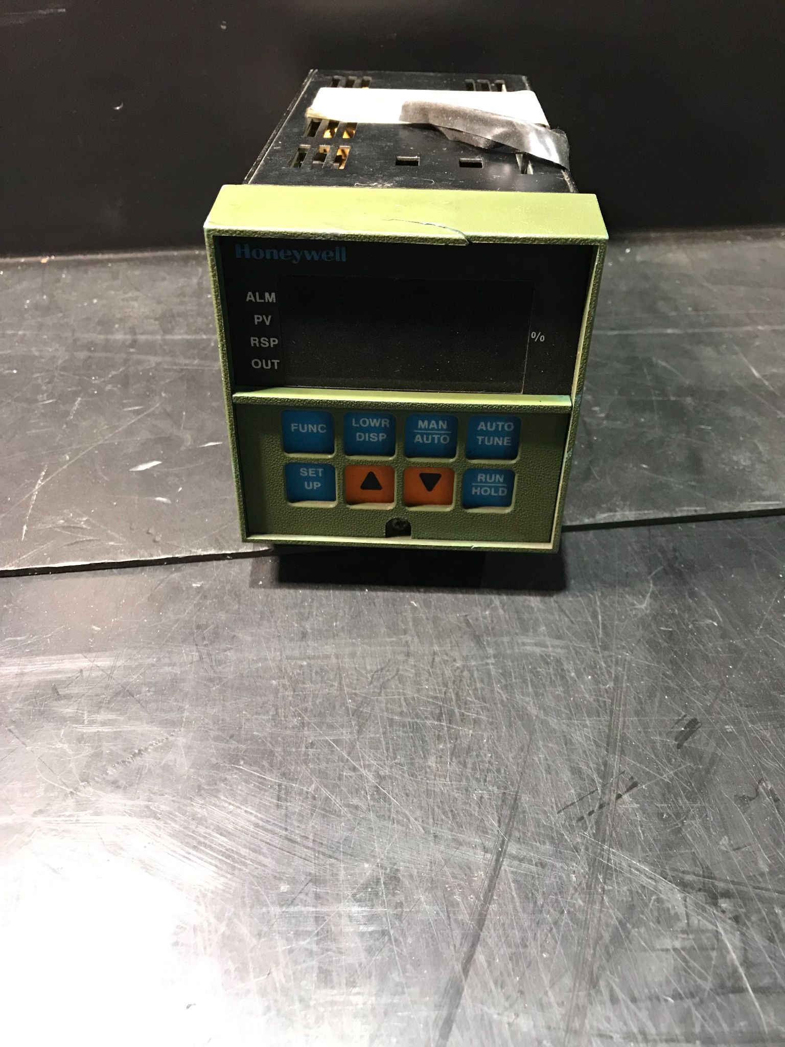 HONEYWELL DC3002-0-300-2-00-0111 Temperature Controller USED 2