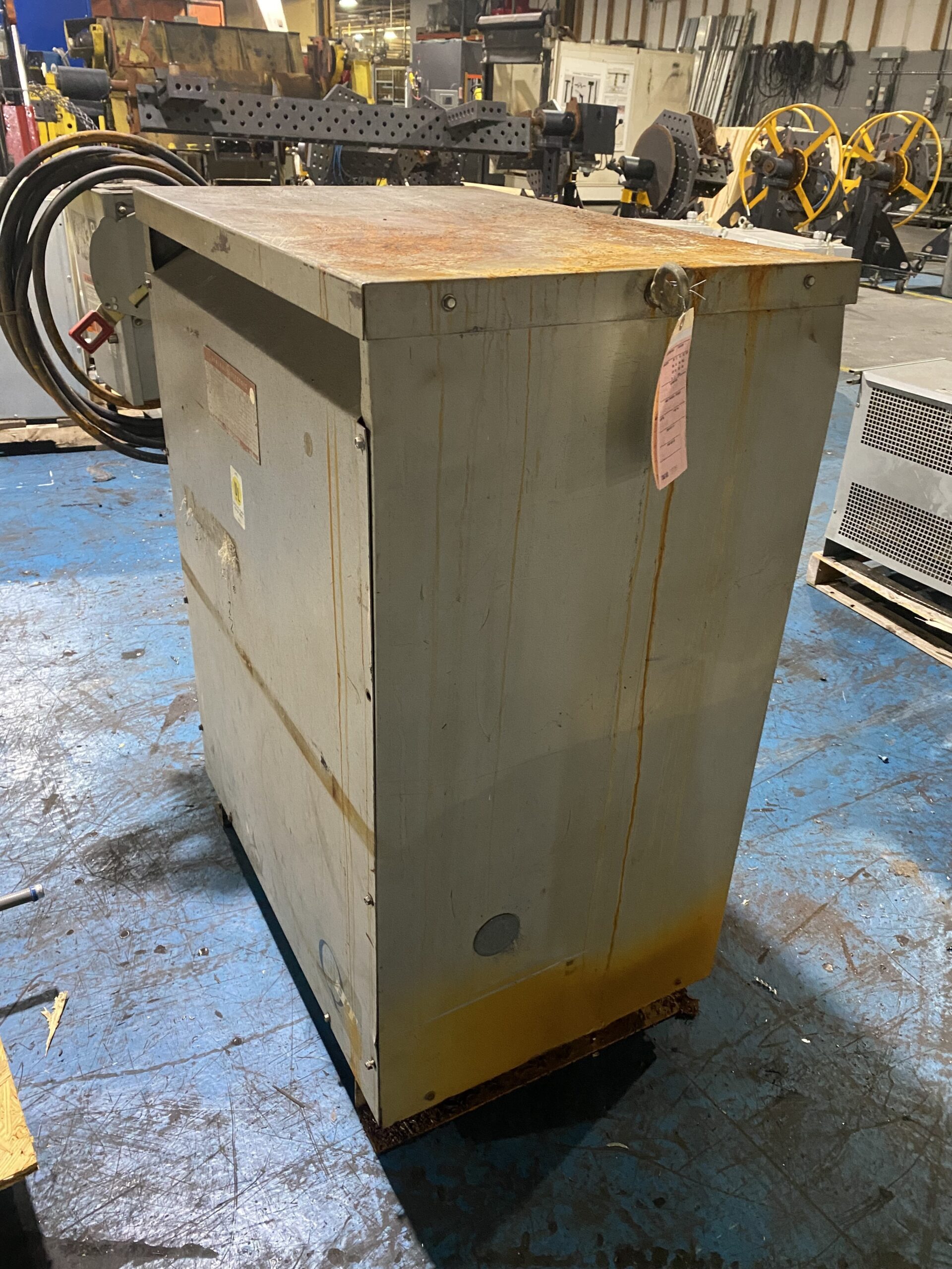 GENERAL ELECTRIC - 9T23B4010G26 Transformer 575V - 460V, 145kVA USED 2