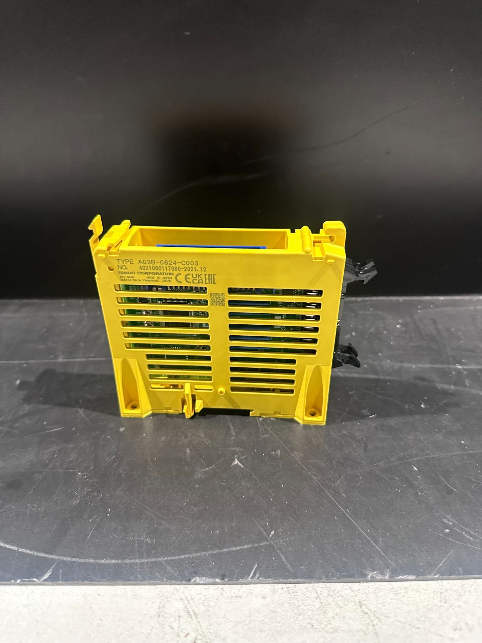 FANUC A03B-0824-C003 PLCs/MACHINE CONTROL NEW 2