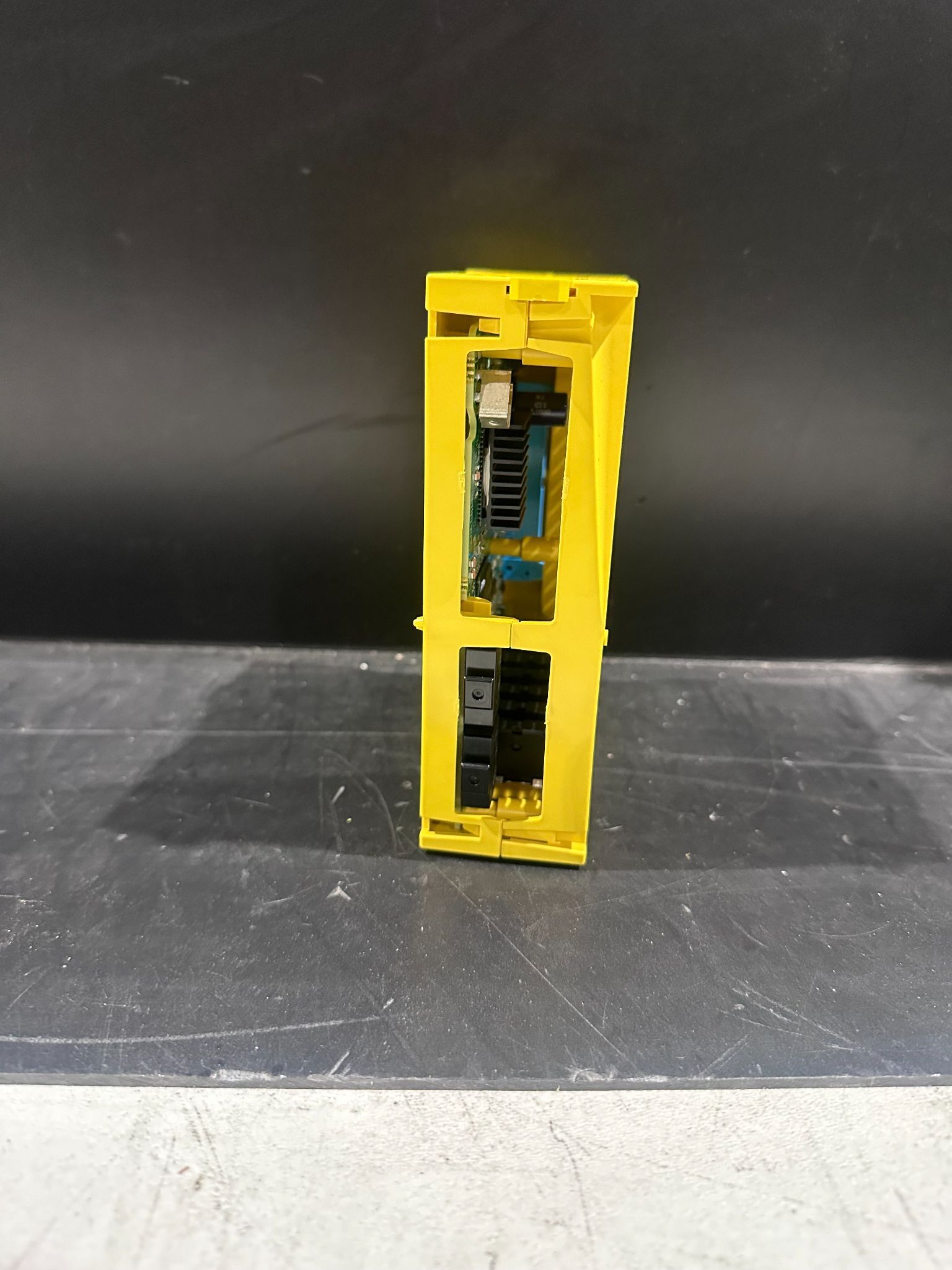 FANUC A02B-0323-C205 PLCs/MACHINE CONTROL NEW 1