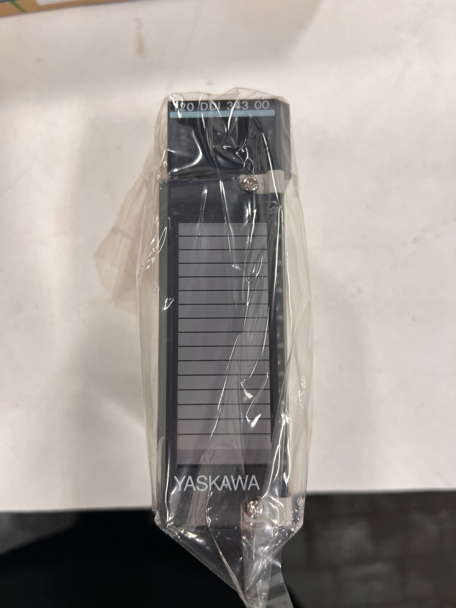 YASKAWA JAMSC-120DD134300 I/O MODULE NEW WITH BOX 2