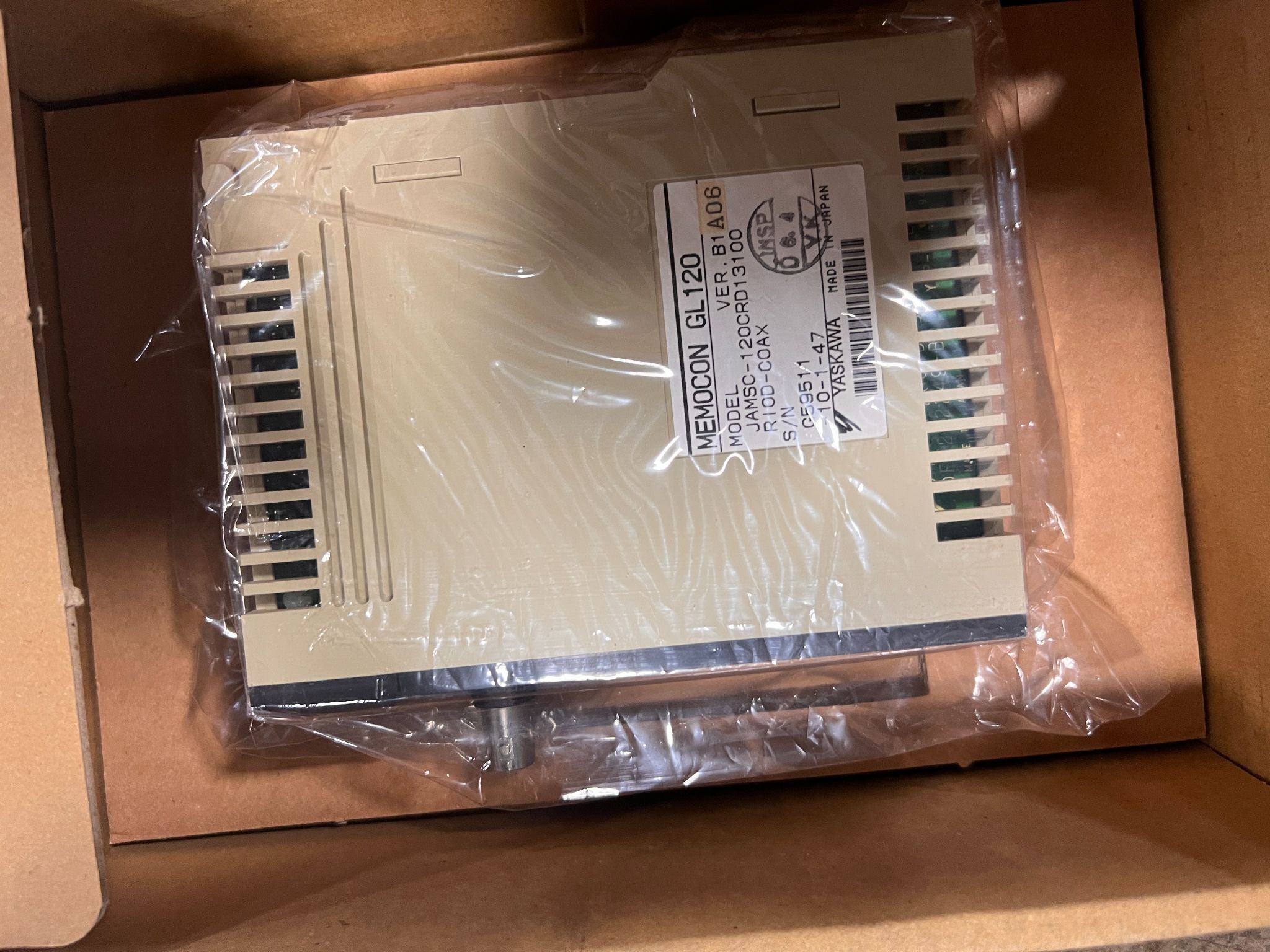YASKAWA JAMSC-120CRD13100 I/O MODULE NEW WITH BOX 0