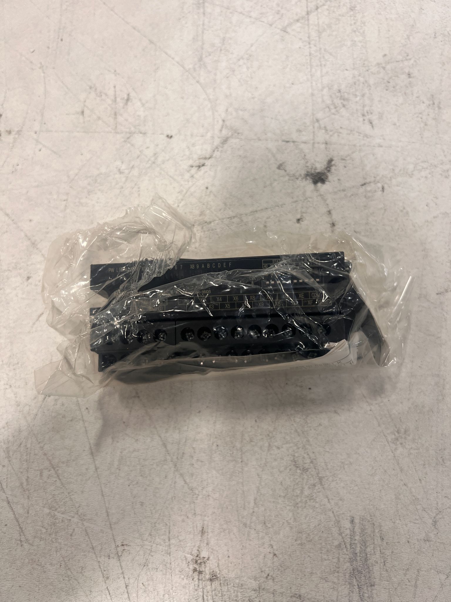 MITSUBISHI AJ65SBT-62DA PLC MODULE NEW WITH BOX 1