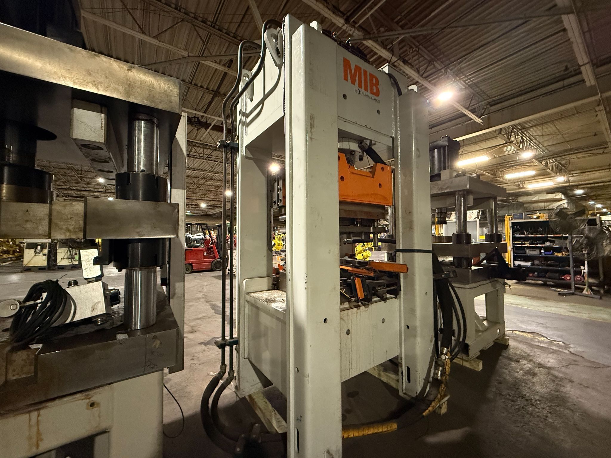 NUMALLIANCE MIB PRESS w/ Hydraulic Pump and Reservoir System USED 5