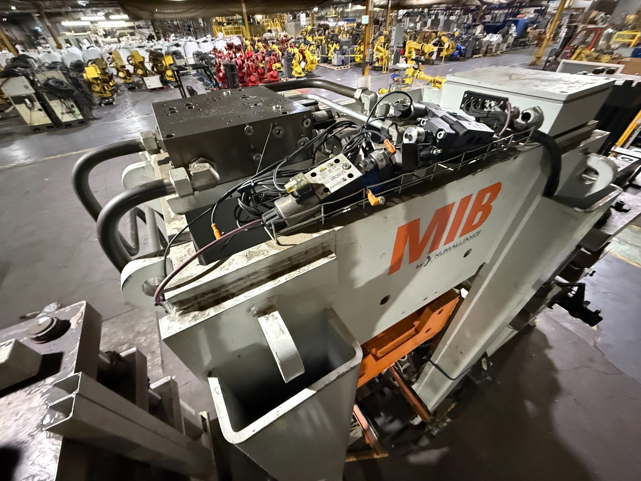 NUMALLIANCE MIB PRESS w/ Hydraulic Pump and Reservoir System USED 8