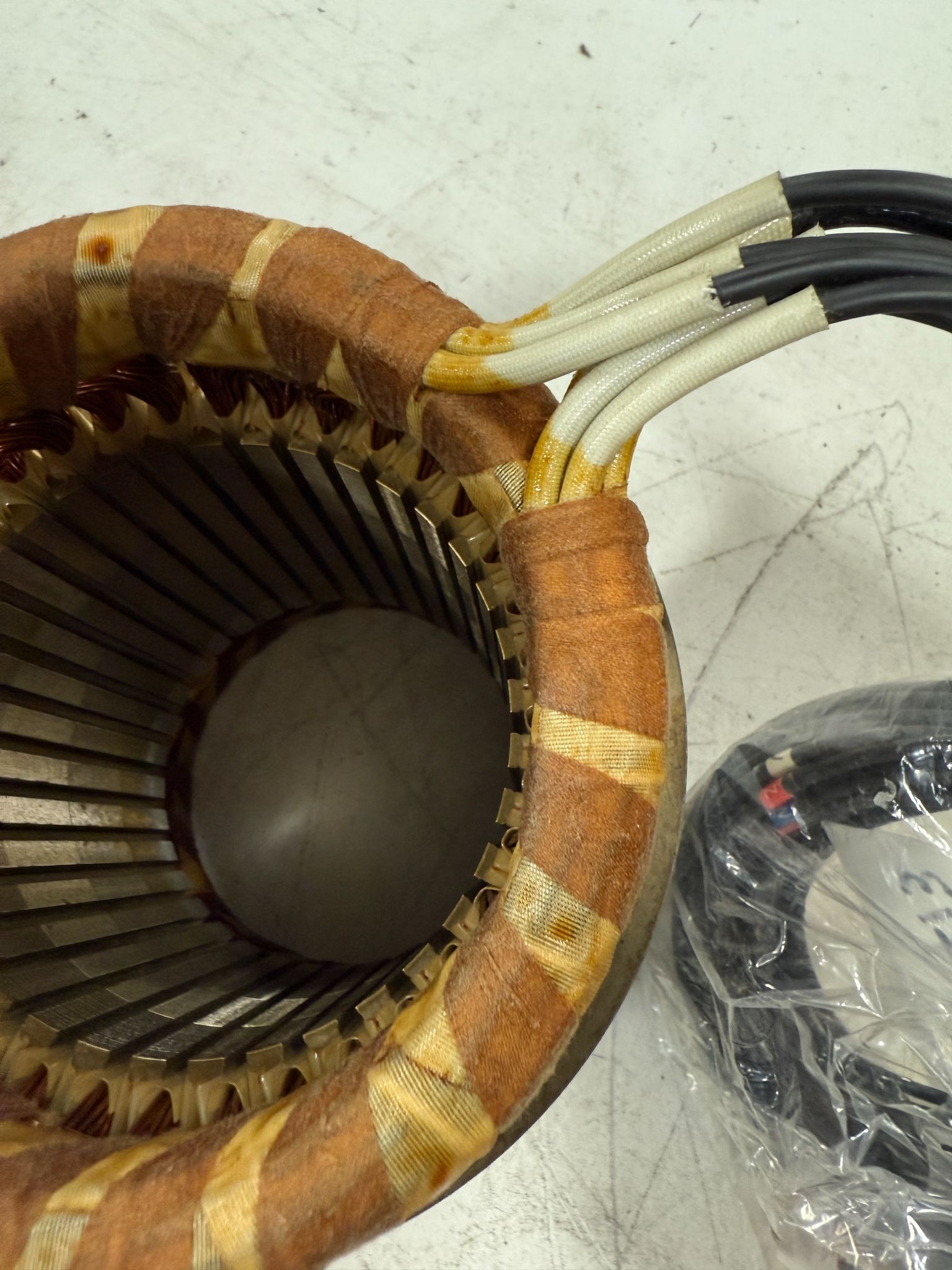 FANUC A290-1221-T413 Spindle Motor Stator USED 1