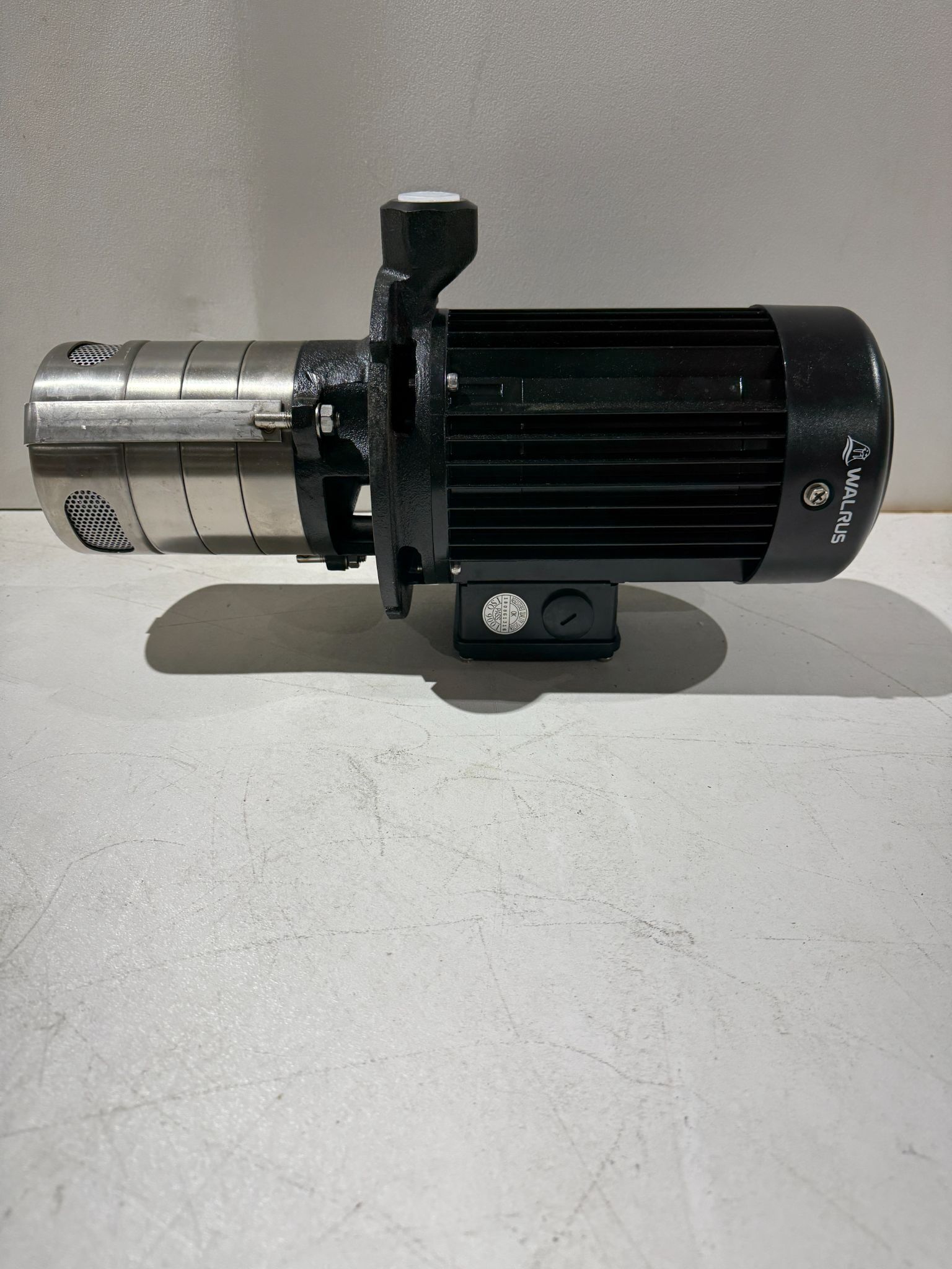 WALRUS TPHK4T3-3 COOLANT PUMP USED 2