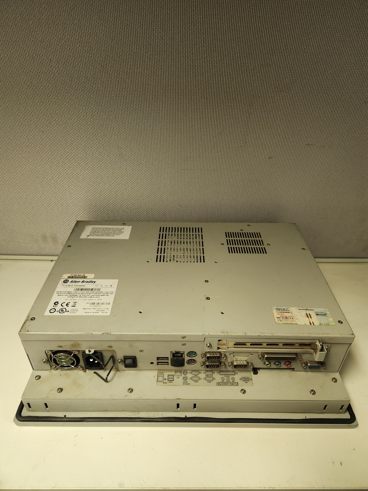 ALLEN BRADLEY VERSAVIEW 1500P 6181P-15TSXPH/D Rev B POWERS, NO SCREEN 1