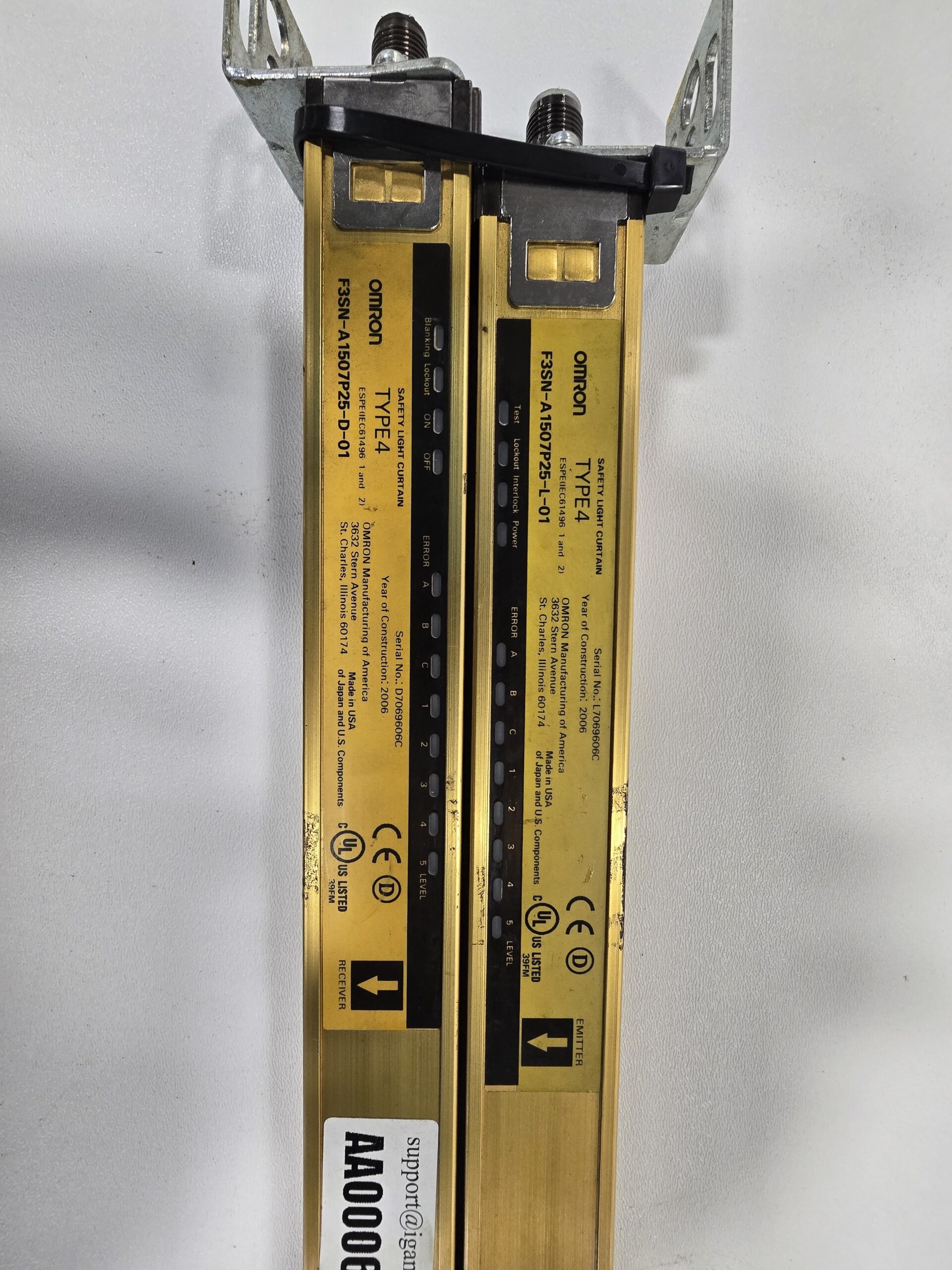 OMRON F3SN-A1507P25-D-01/F3SN-A1507P25-L-01 LIGHT CURTAIN SET USED 2