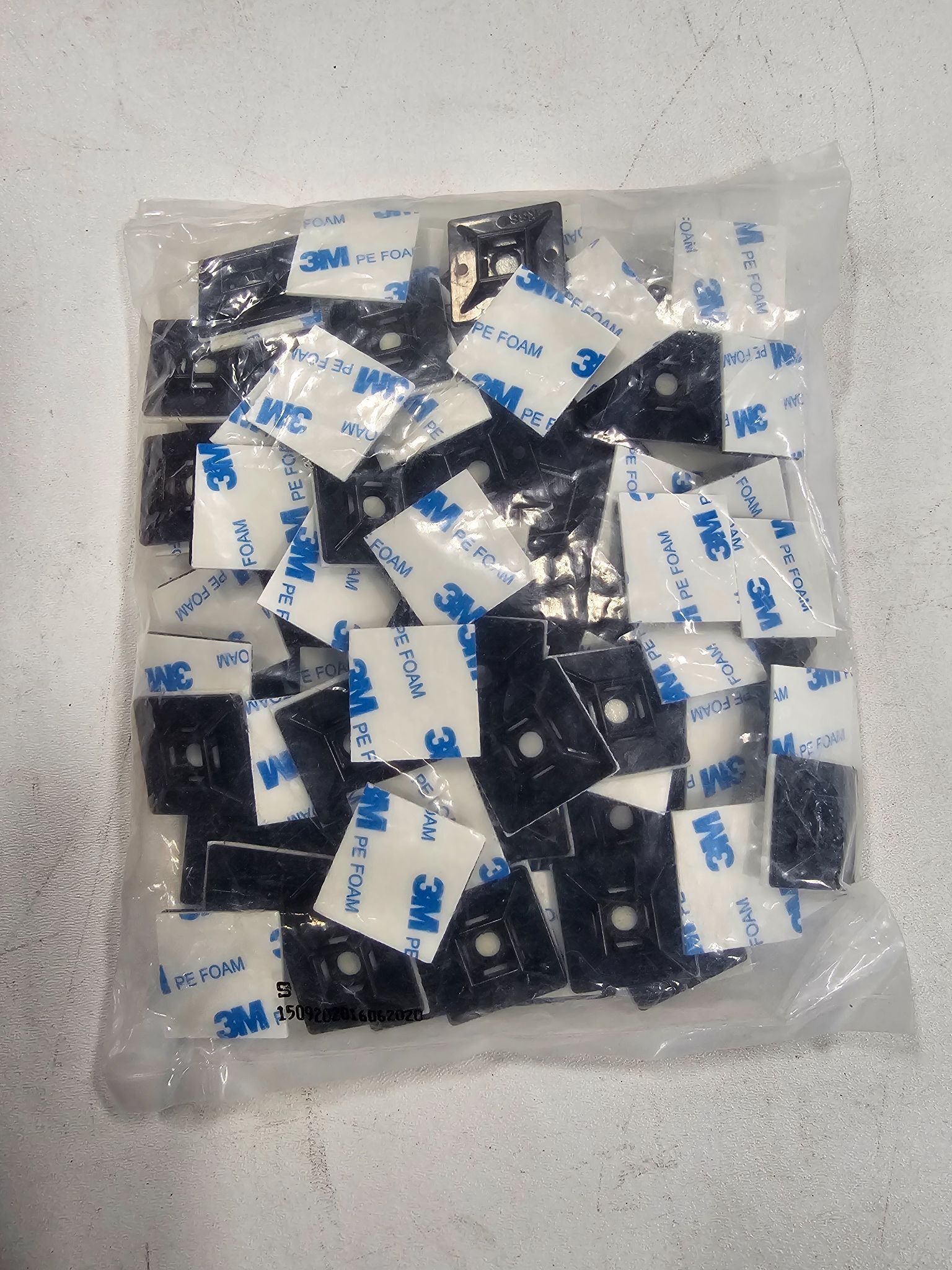MULTICOMP PRO HC102BK LOT OF 18PACKS 100PER NEW 1