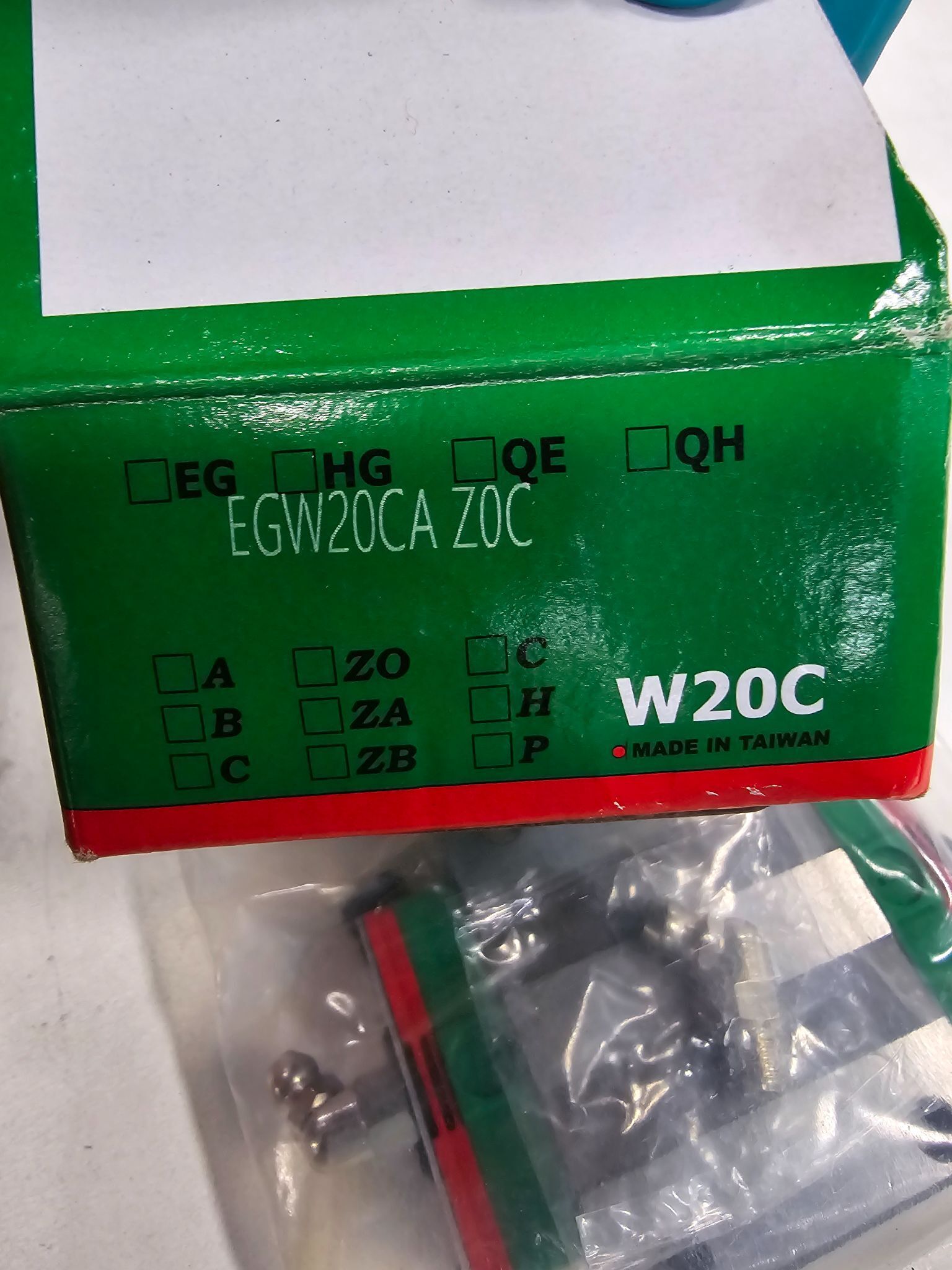 HIWIN W20C LINIEAR BEARING NEW 1