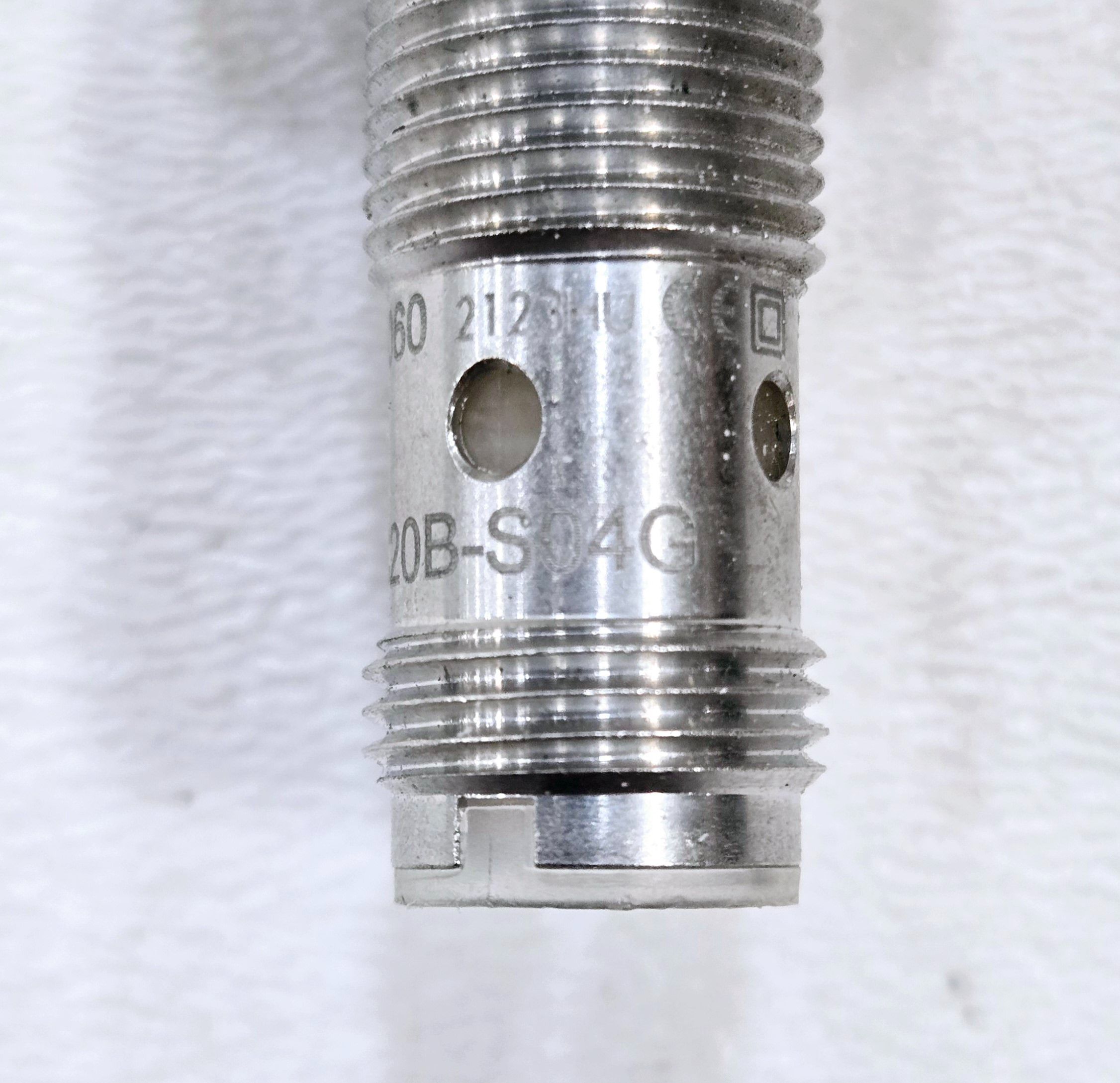 BALLUFF BES M12MI-PSC20B-S04G INDUCTIVE PROXIMITY SENSOR LOT OF 8 USED 4