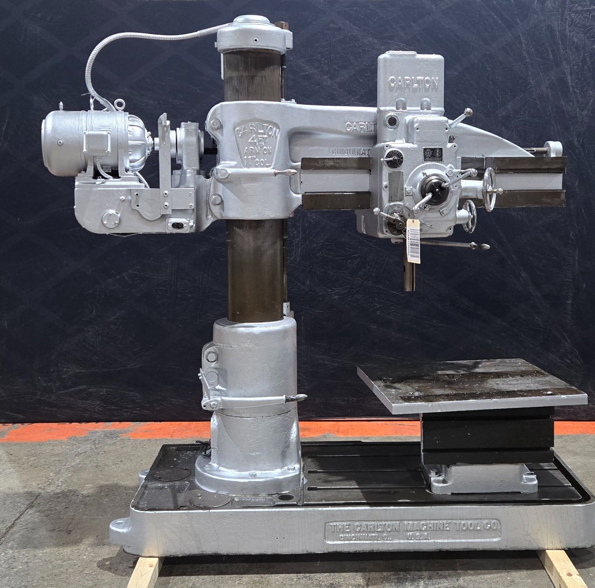 CARLTON 4' ARM X 11" COLUMN RADIAL ARM DRILL USED 0