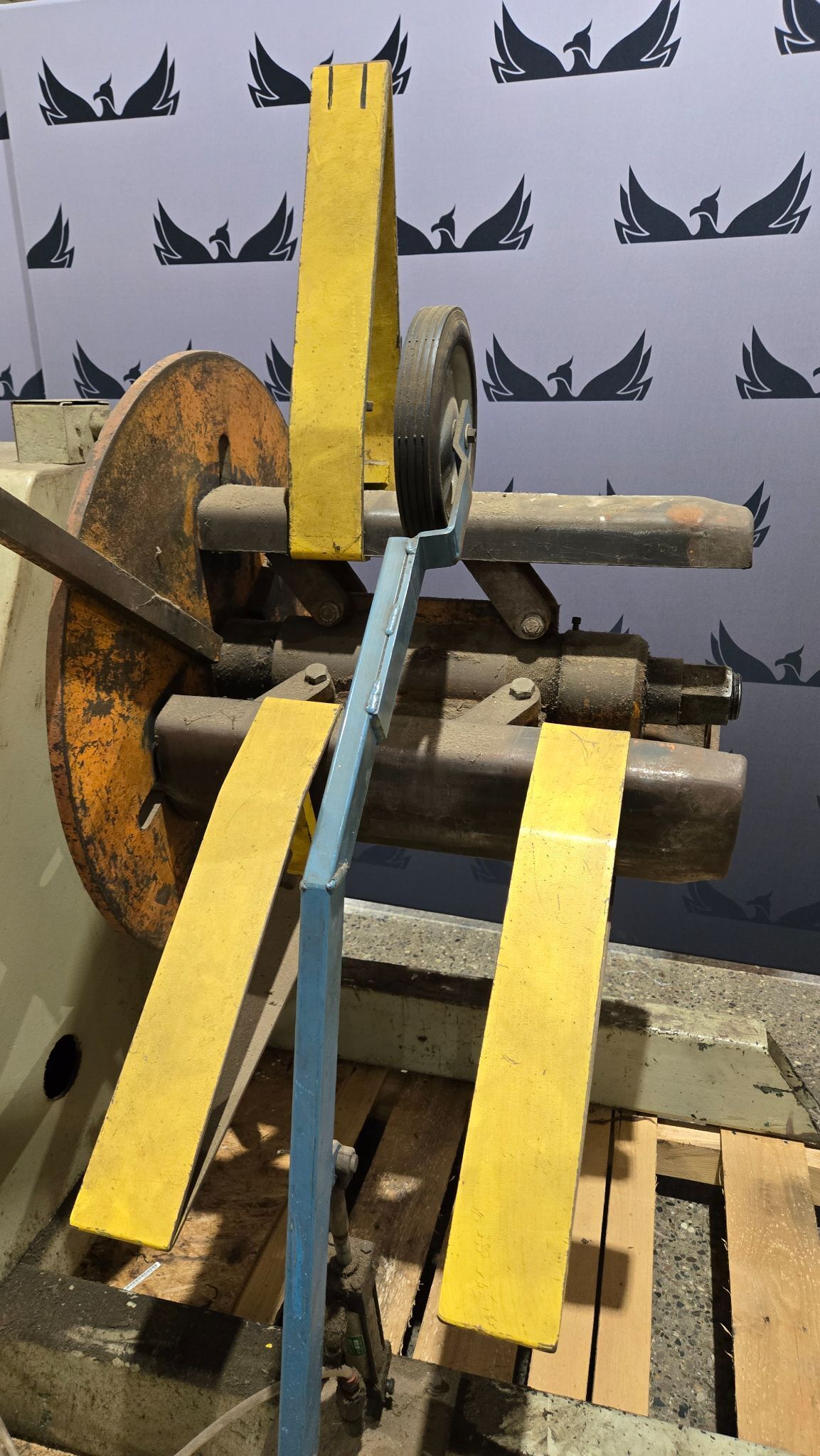 AMERICAN STEEL LINE 1000 6000LBS UNCOILER USED 1