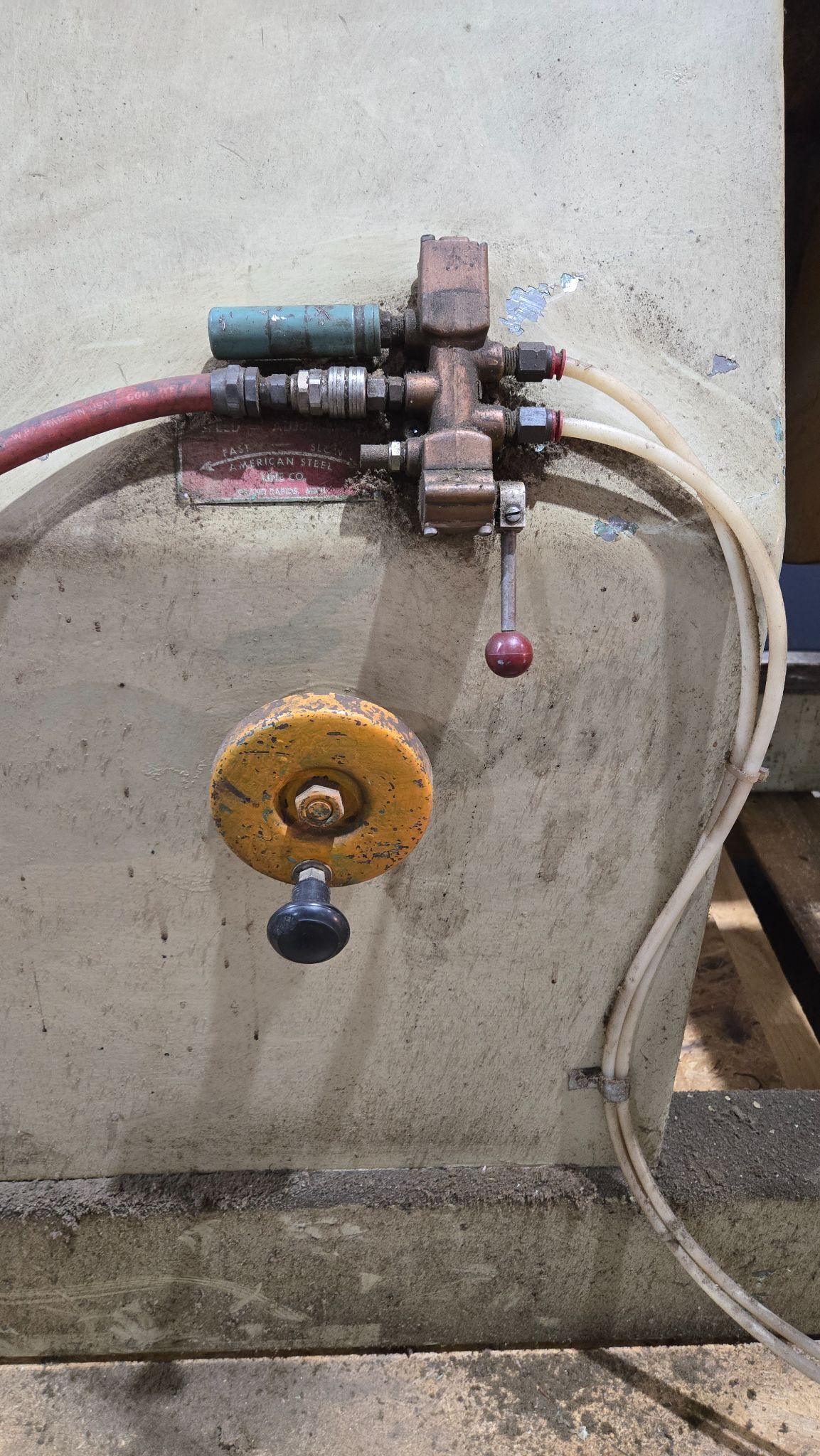 AMERICAN STEEL LINE 1000 6000LBS UNCOILER USED 4