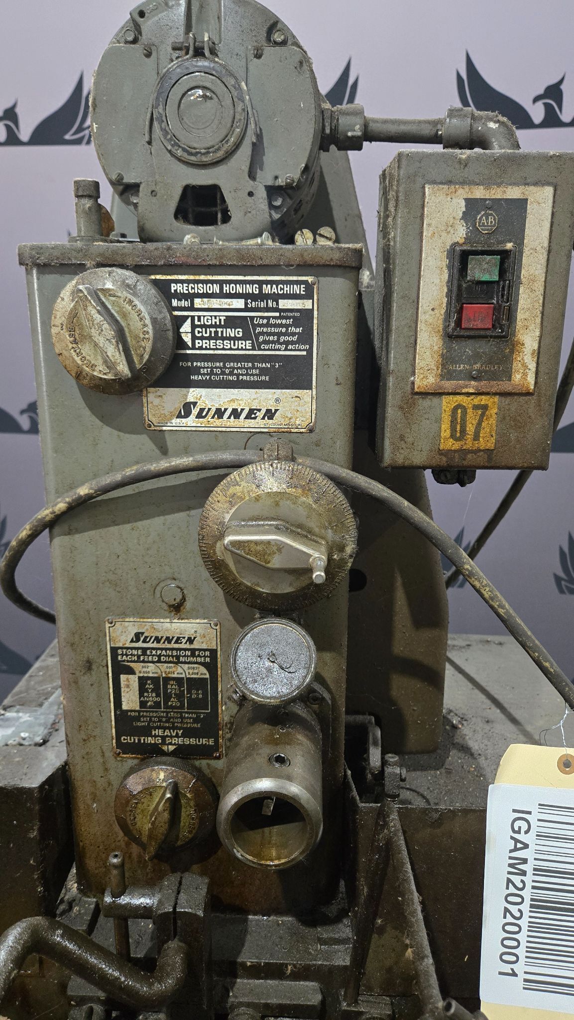 SUNNEN MBB 1660 E Horizontal Precision Honing Machine USED 3