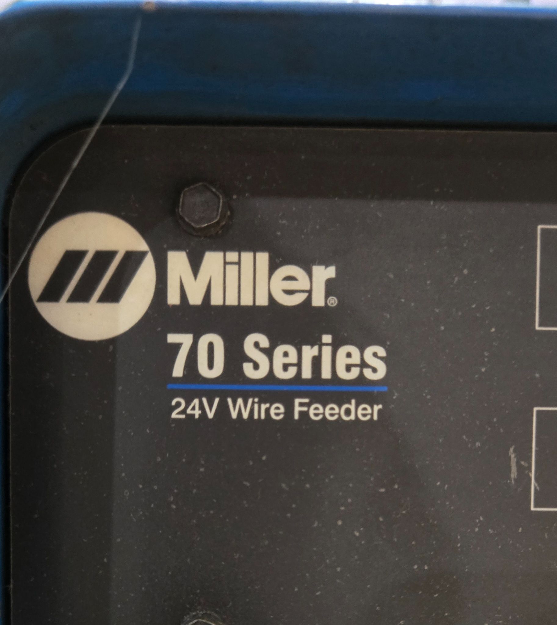 MILLER AUTO DELTAWELD 452 MIG WELDER WITH WIRE FEEDER USED 11