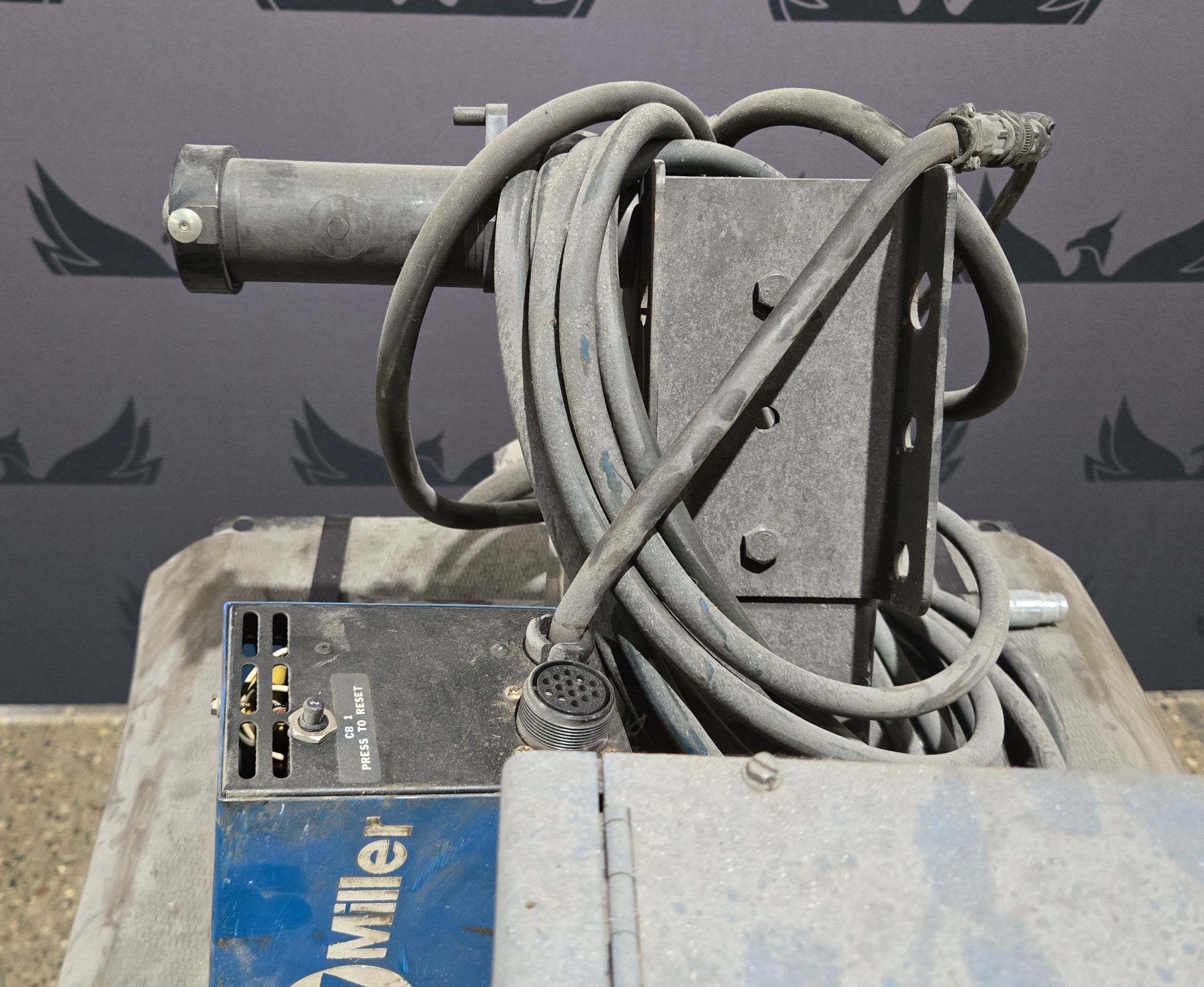 MILLER DELTAWELD 450 ARC WELDER WITH WIRE FEEDER AND CART USED 13