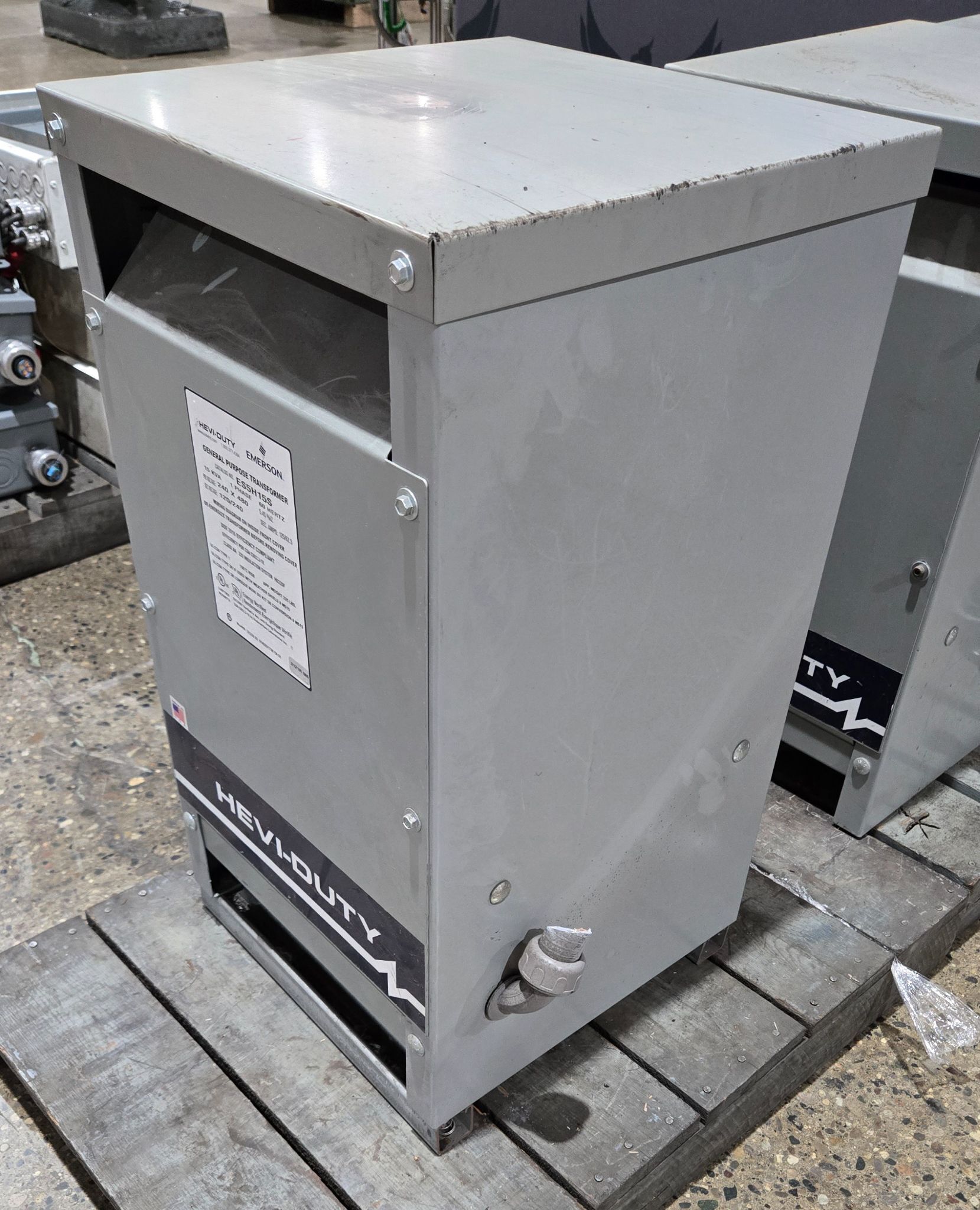 EMERSON ES5H15S 240X480V 15KVA TRANSFORMER USED 1