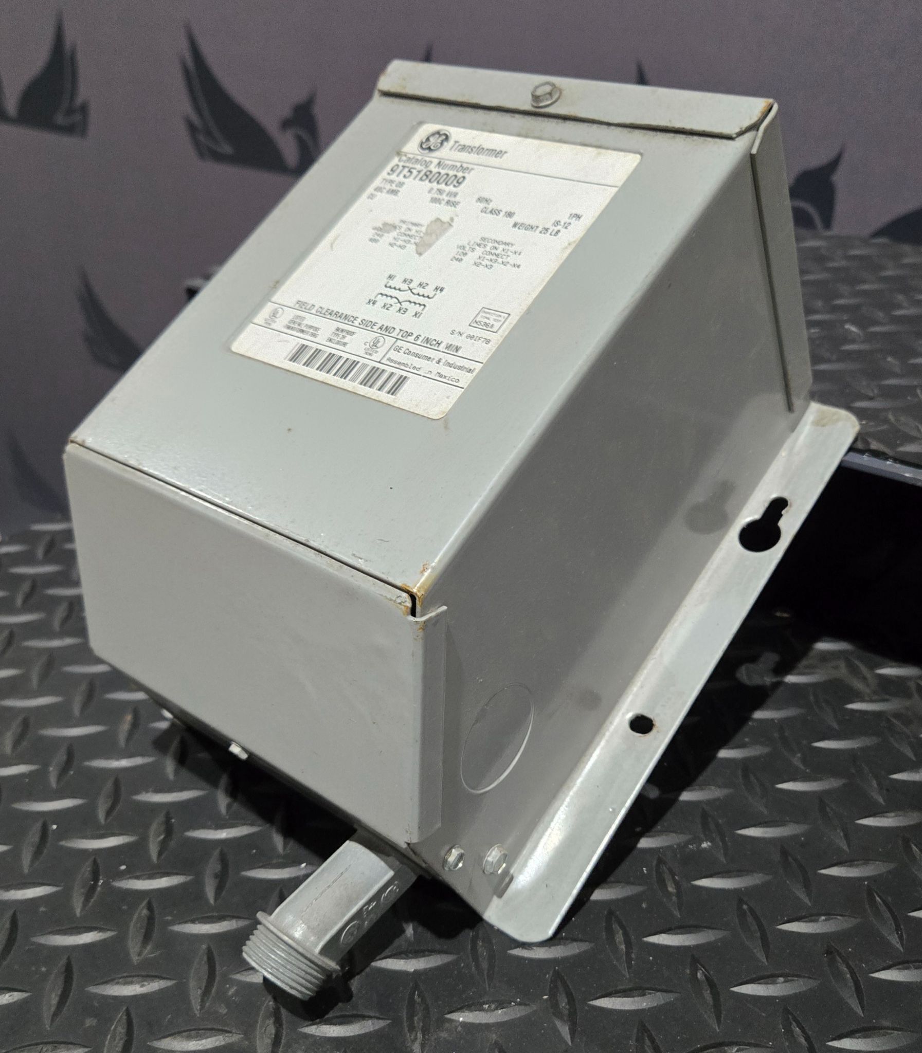 GE 9T51B0009 Transformer 240/480V - 120/240V, 1 PH, 3/4 kVa USED 1