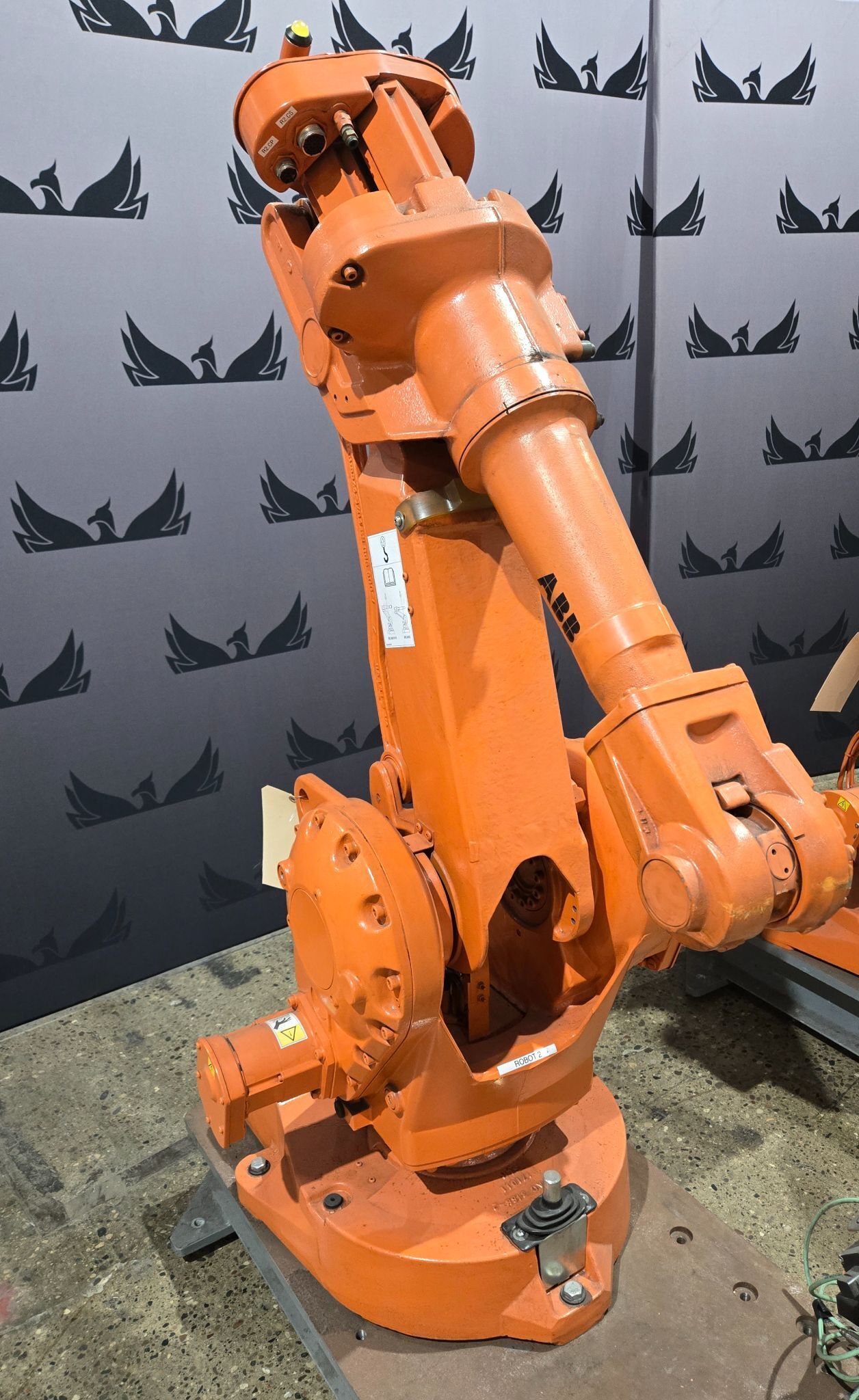 ABB IRB 2400 M2004 / IRC5 M2004 MASTER AND SLAVE DUAL ROBOT ARM SYSTEM USED 2