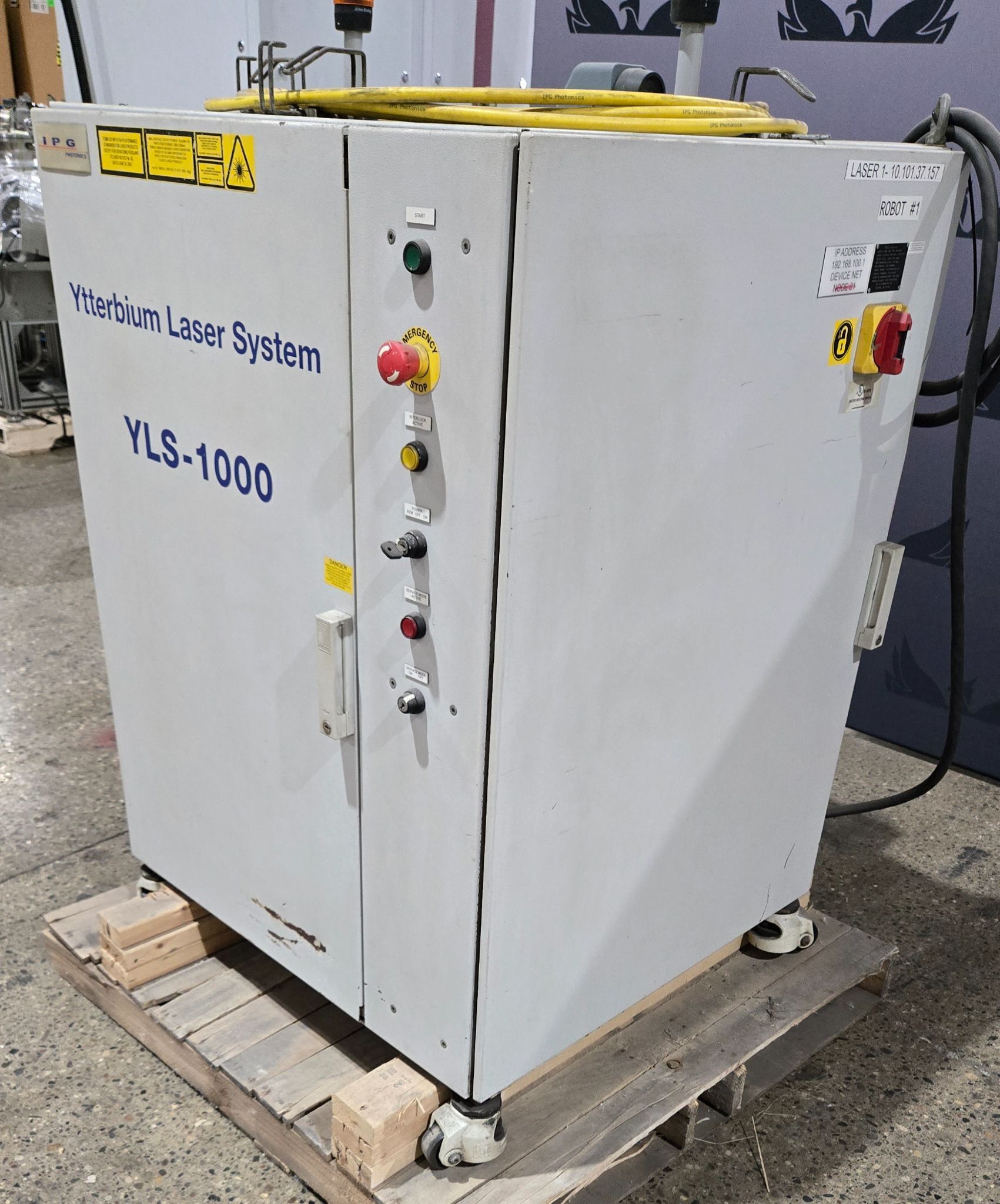 IPG PHOTONICS YLS-1000-S2T-TR Ytterbium Laser System USED 1
