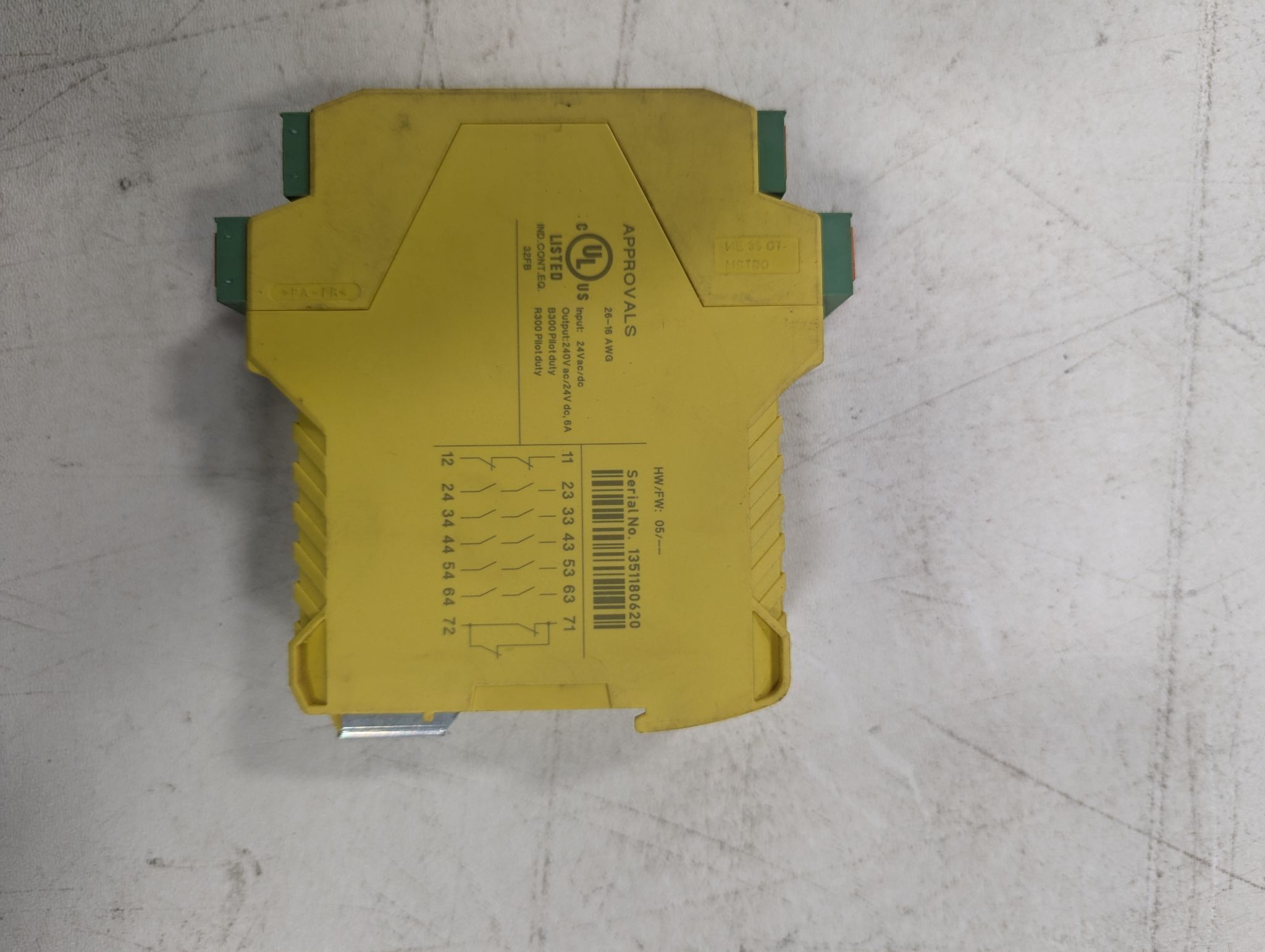 PHOENIX CONTACT PSR-SPP-24UC/URM4/5X1/2X2 EXTENSION MODULE USED 2