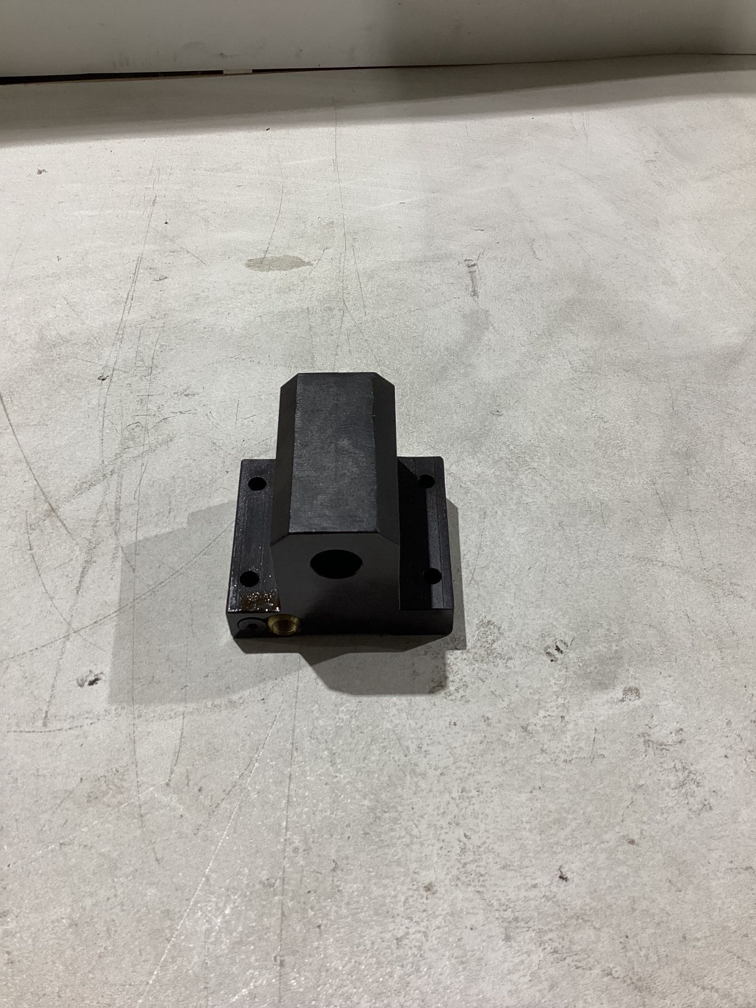HARDINGE SG001194426 3/4" ROUND TOOL HOLDER LATHE USED 0
