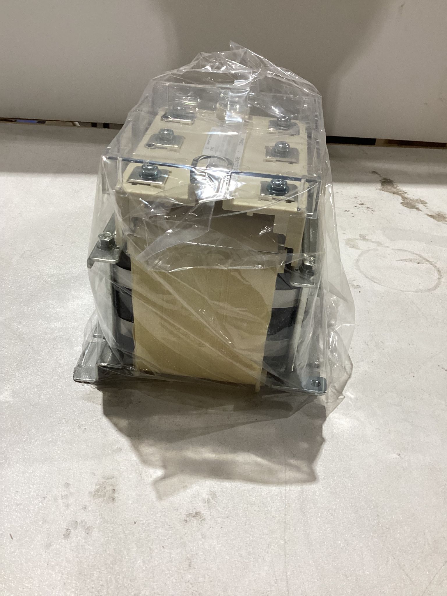 FANUC A81L-0001-0186 LINE REACTOR TRANSFORMER USED 1